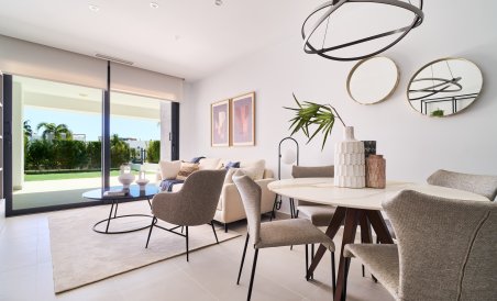 Apartamento / piso - Obra nueva - Estepona (Málaga) - Spain