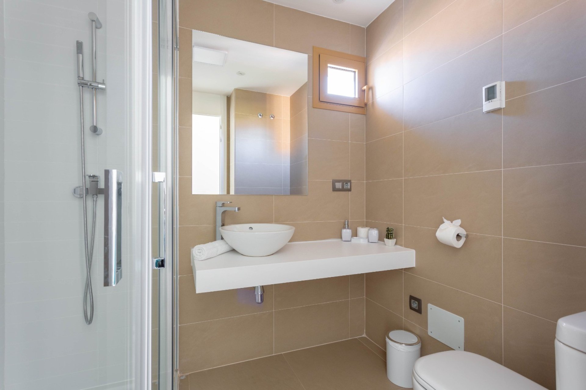 Bathroom - Luxury apartment for sale in the iconic Intempo building, Benidorm (Costa Blanca - Alicante)