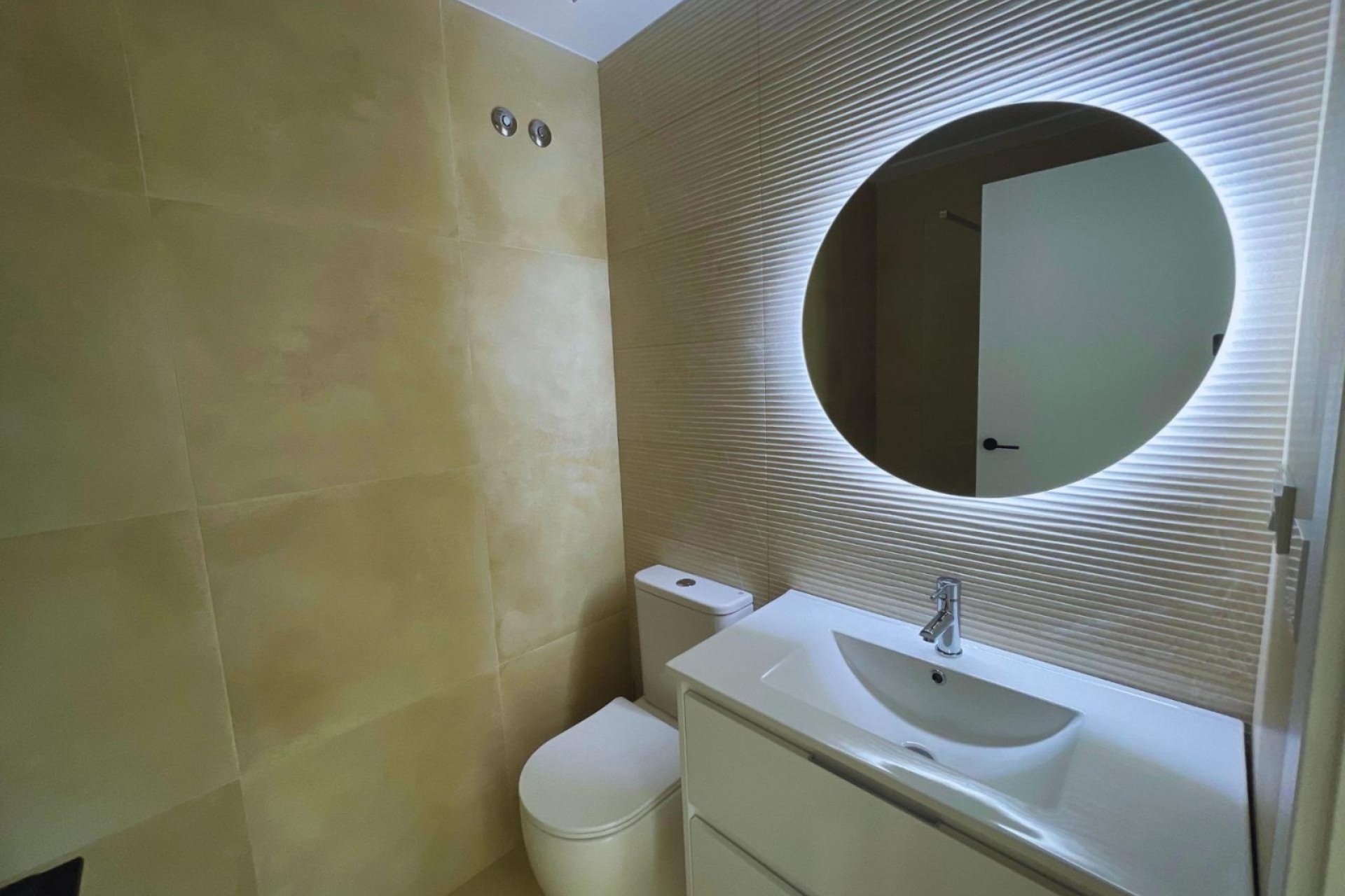 Bathroom -  Villa with private pool in Finestrat surrounded by forest (Costa Blanca - Alicante)