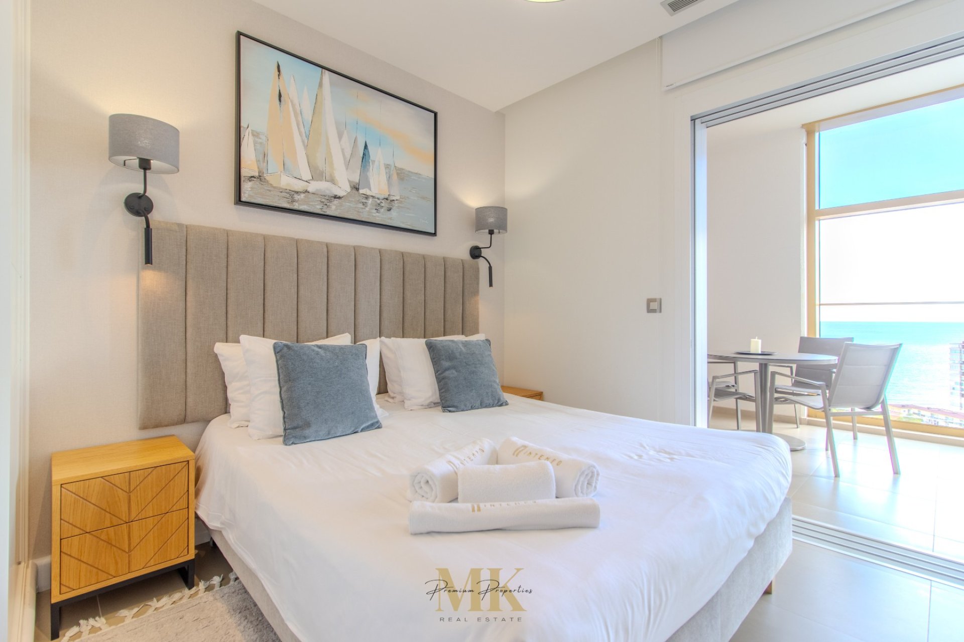 Dormitorio principal - Apartamento de lujo en venta en único edificio Intempo, Poniente (Costa Blanca - Alicante - Benidorm)