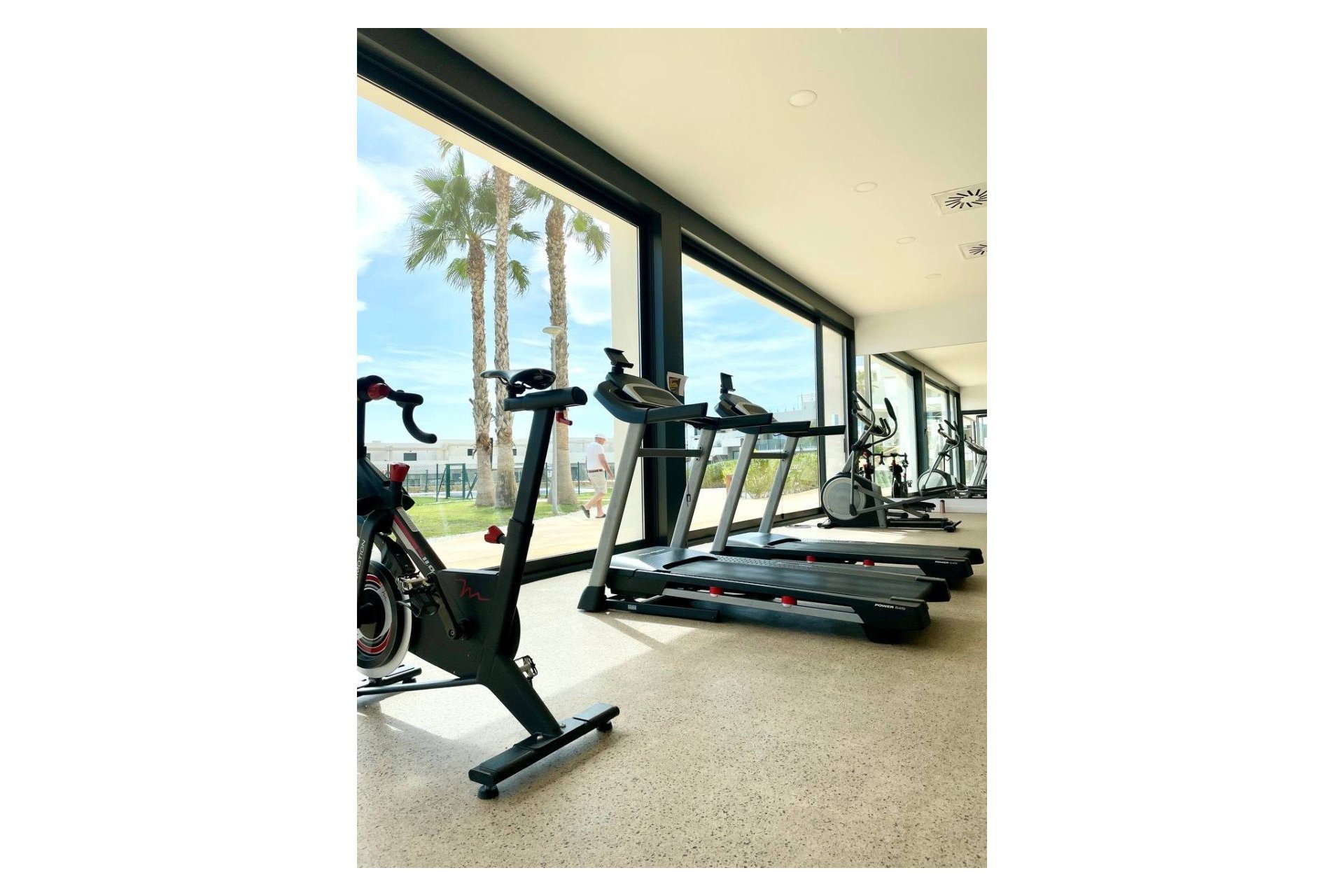 Gimnasio - Exclusivo Dúplex Moderno con Solarium Privado y vistas al mar en Camporrosso Village, Finestrat (Costa blanca - Alicante)