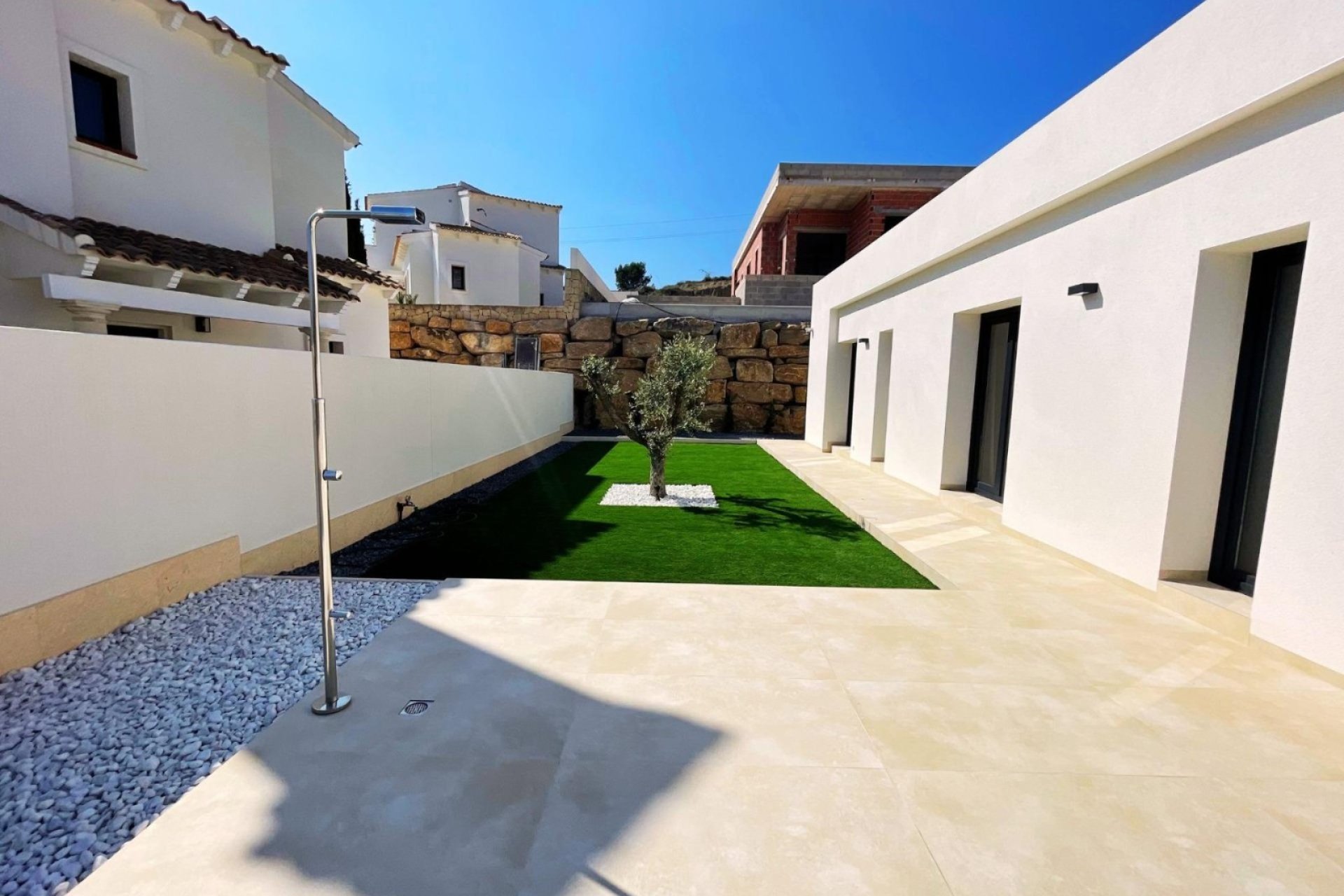 Jardín - Villa con piscina privada en Finestrat rodeado de bosque (Costa Blanca - Alicante)