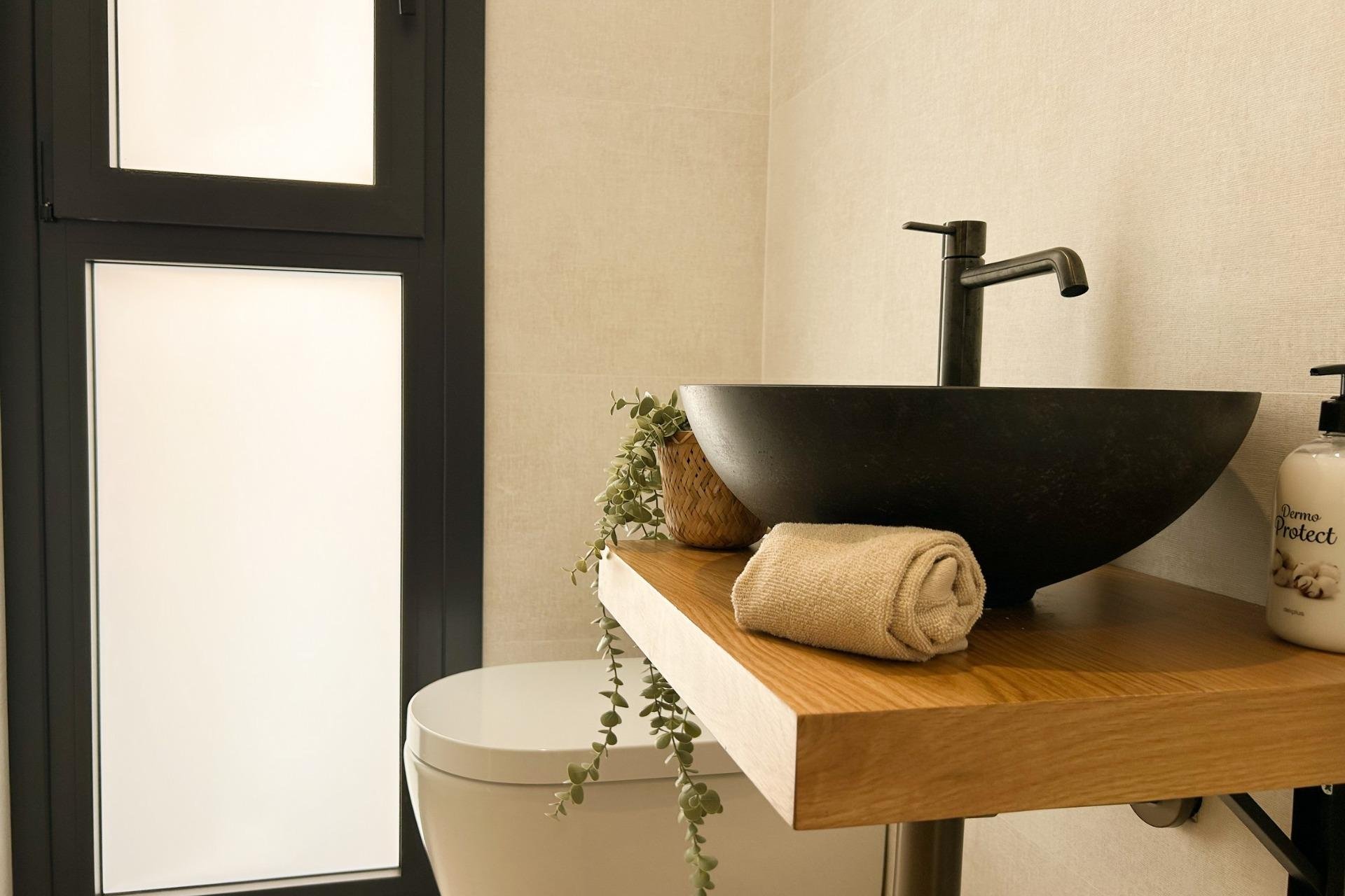 Nauja statyba - Dvibučių namas - 