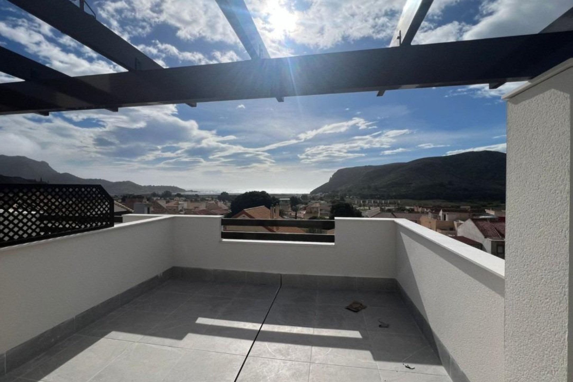 Nauja statyba - Dvibučių namas - 