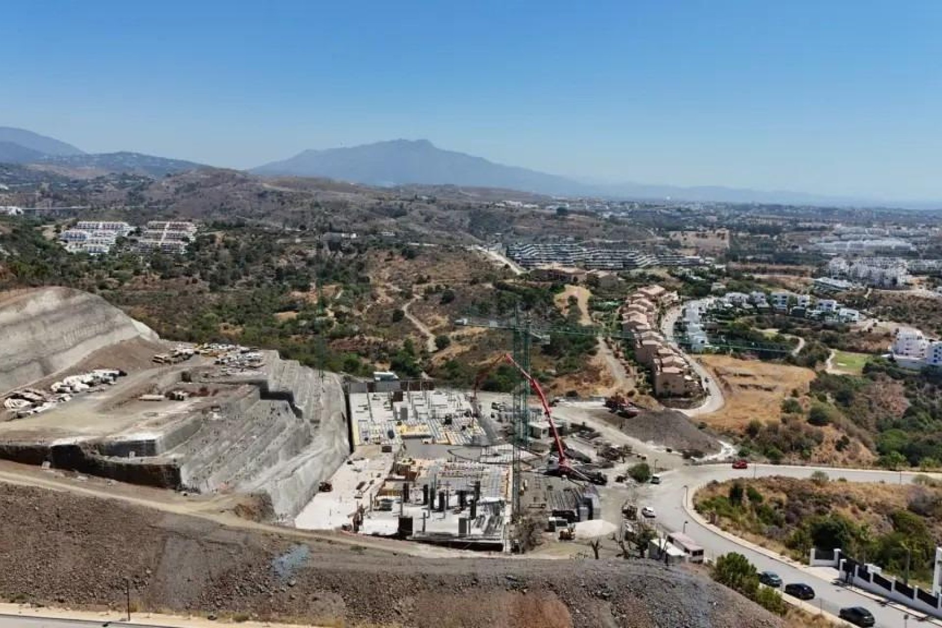 New Build - Apartment / flat - Estepona