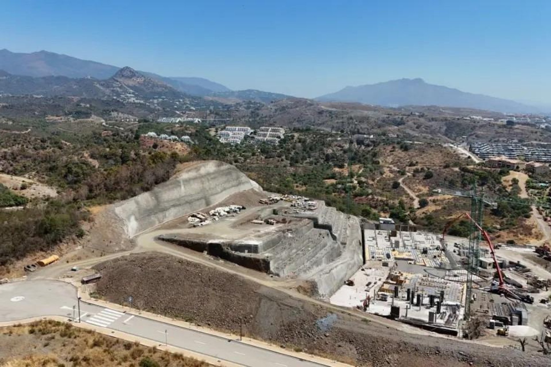 New Build - Apartment / flat - Estepona