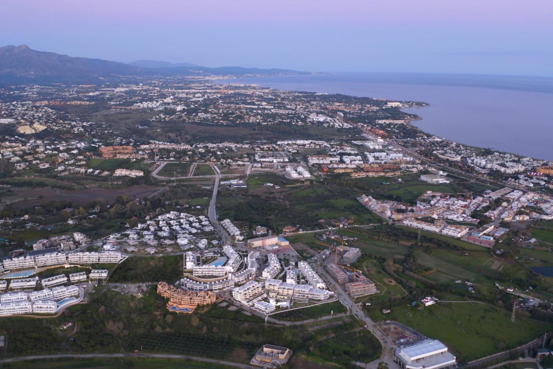 New Build - Apartment / flat - Estepona