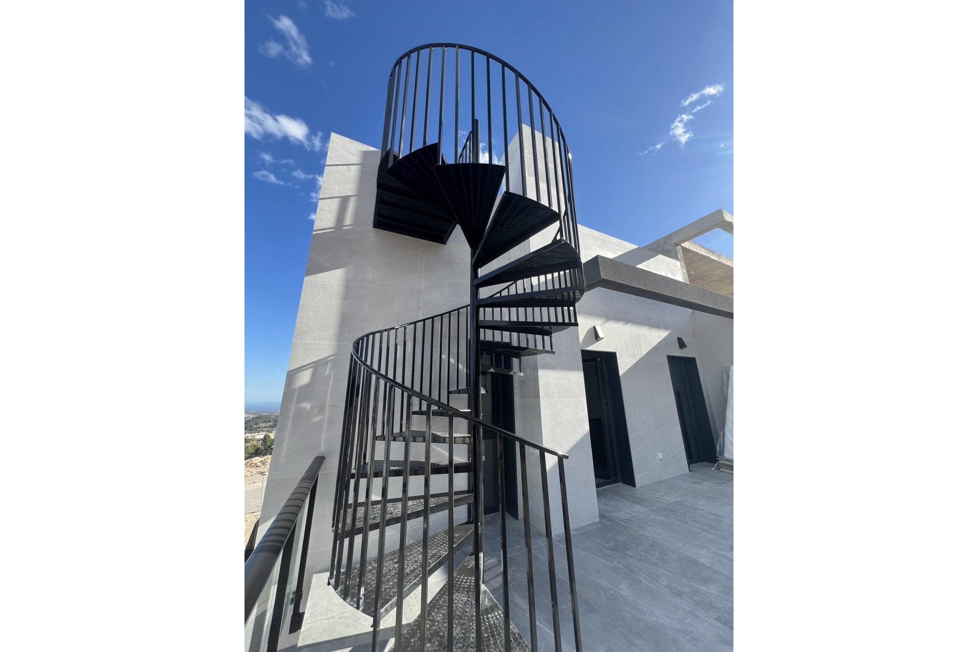 Новое здание - Semidetached - Polop