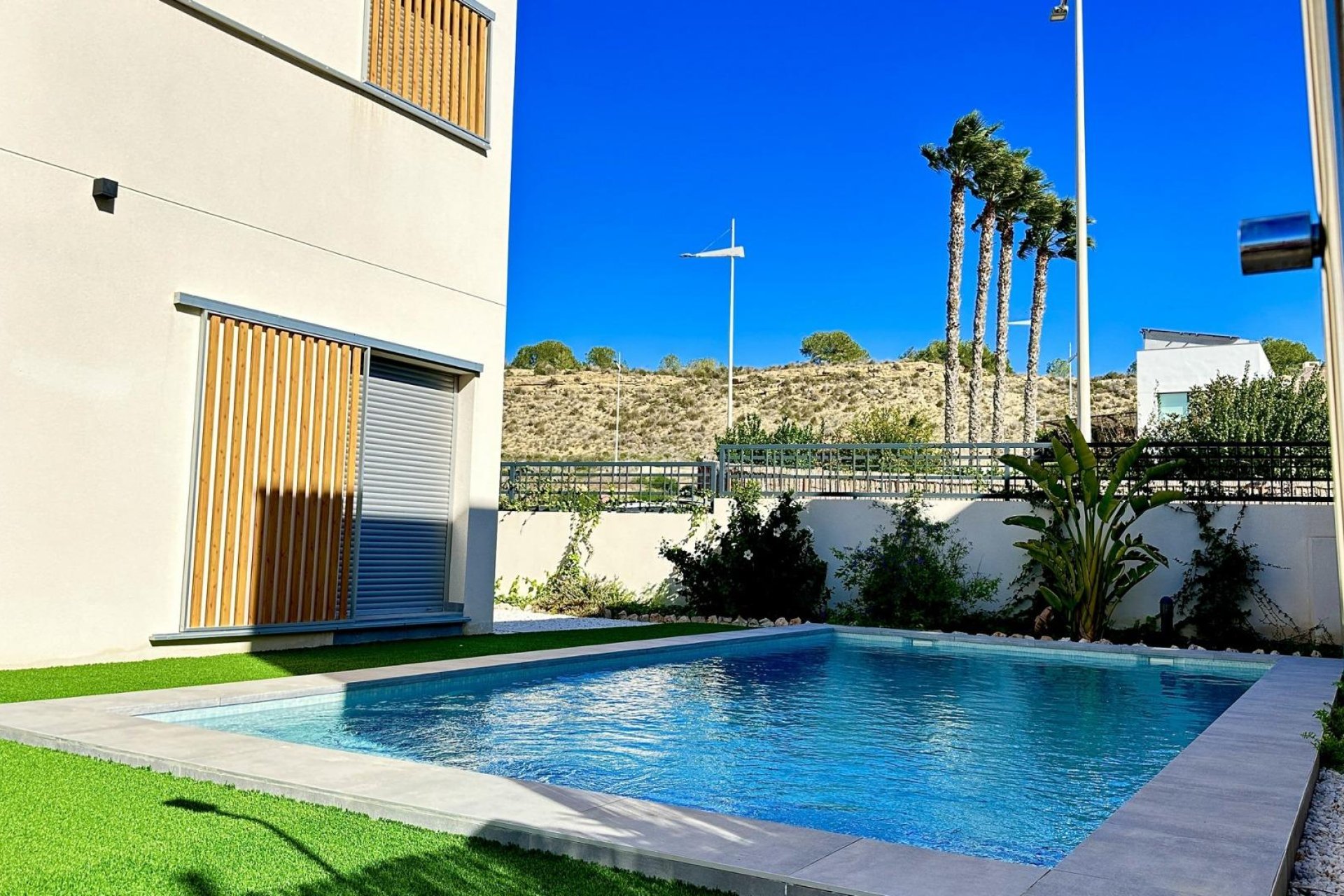 Новое здание - Villa - Algorfa