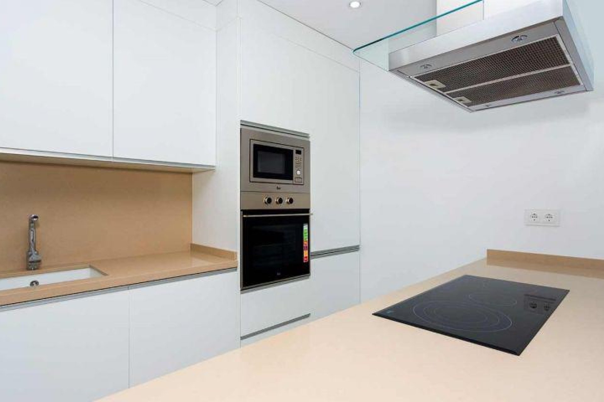 Новое здание - Villa - Daya Nueva