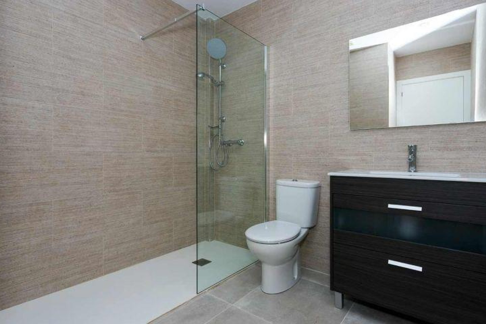 Новое здание - Villa - Daya Nueva