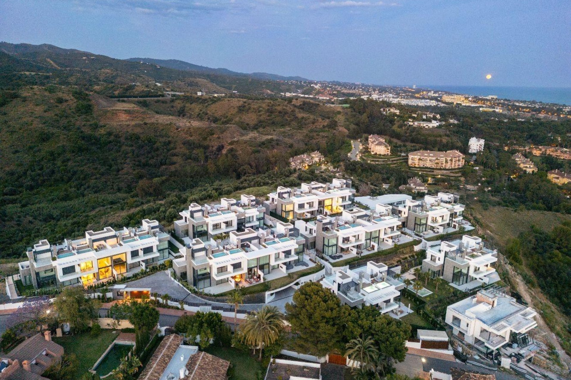 Новое здание - Villa - Marbella