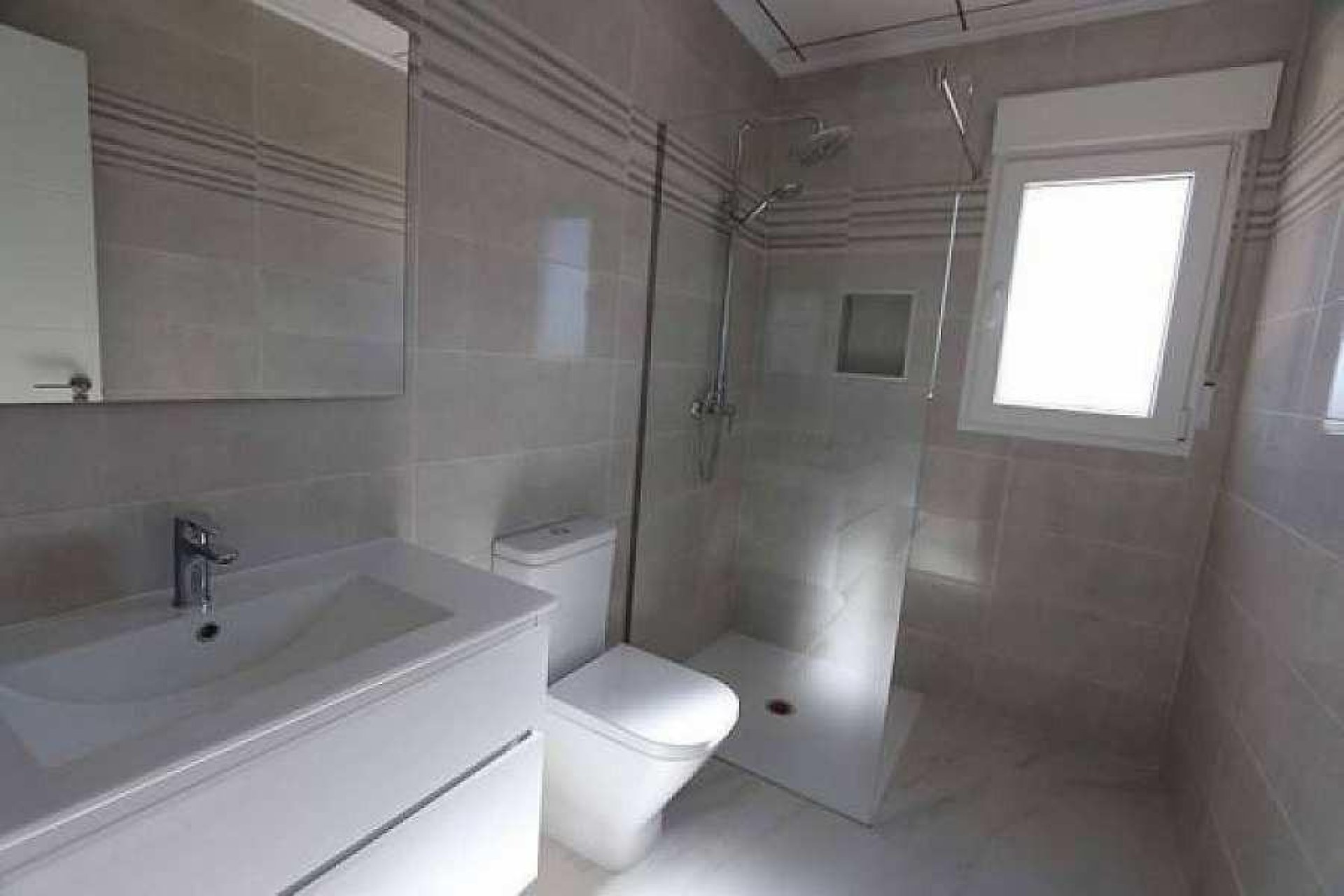 Новое здание - Villa - Pinoso