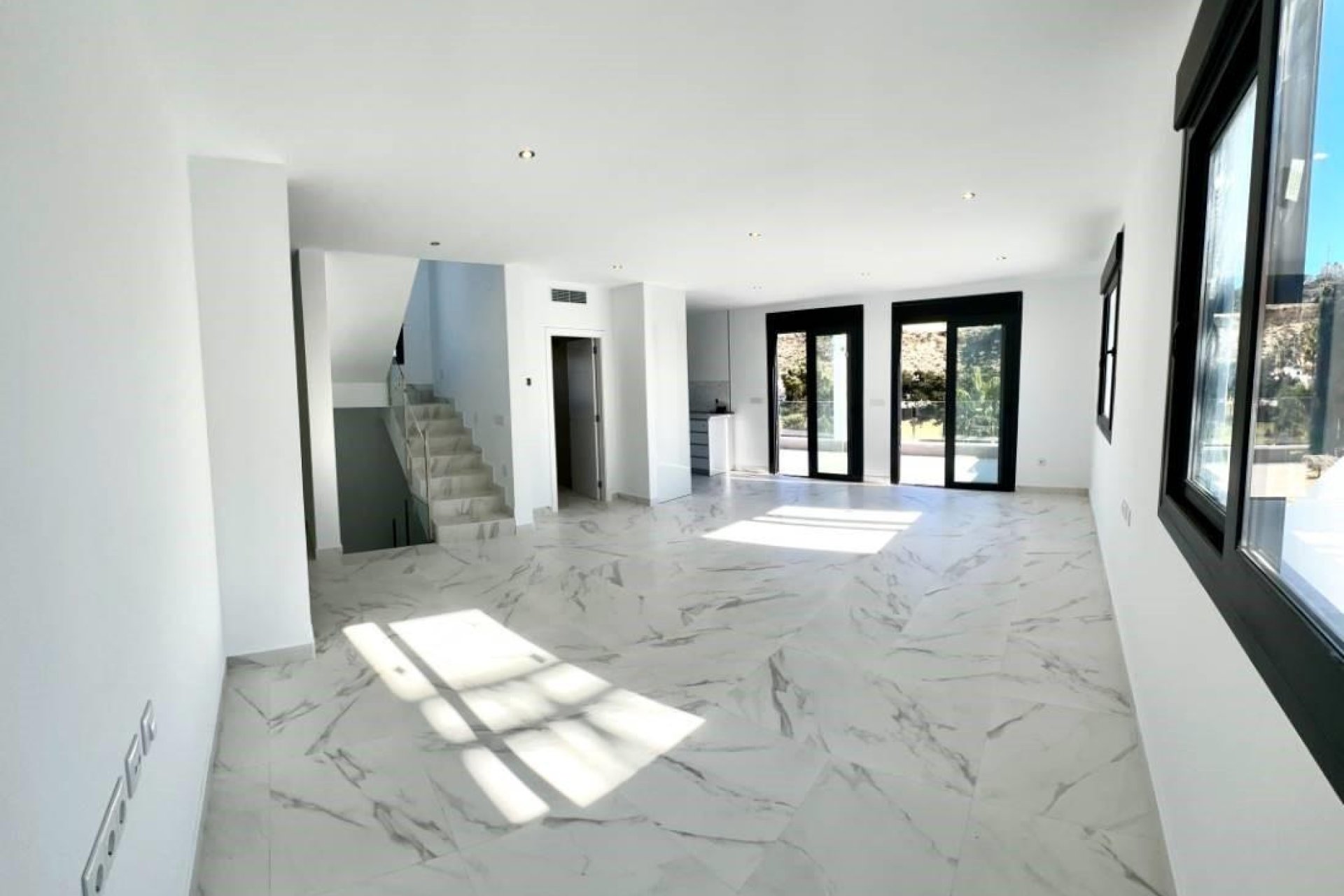 Новое здание - Villa - Rojales