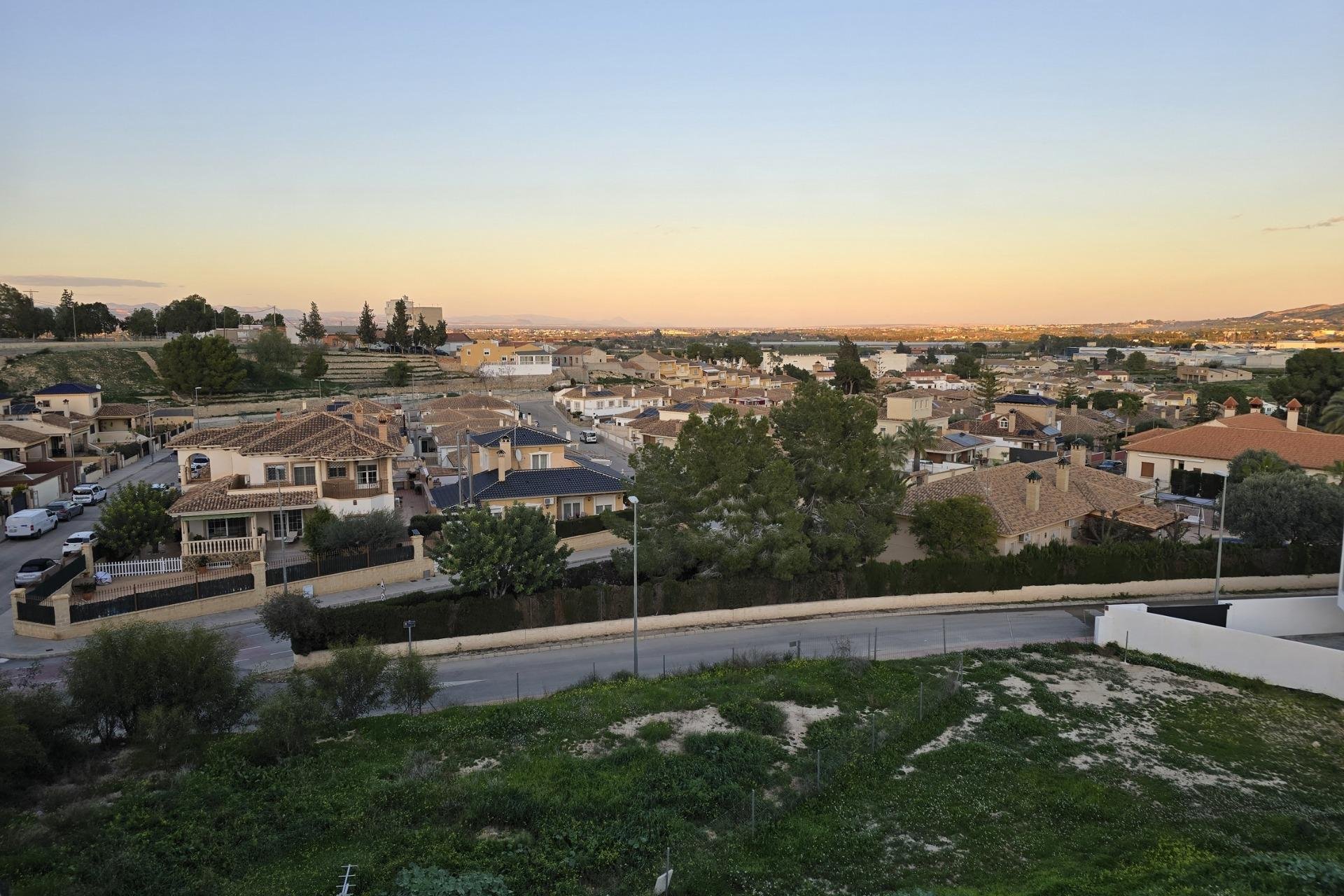 Obra nueva - Adosado - Bigastro