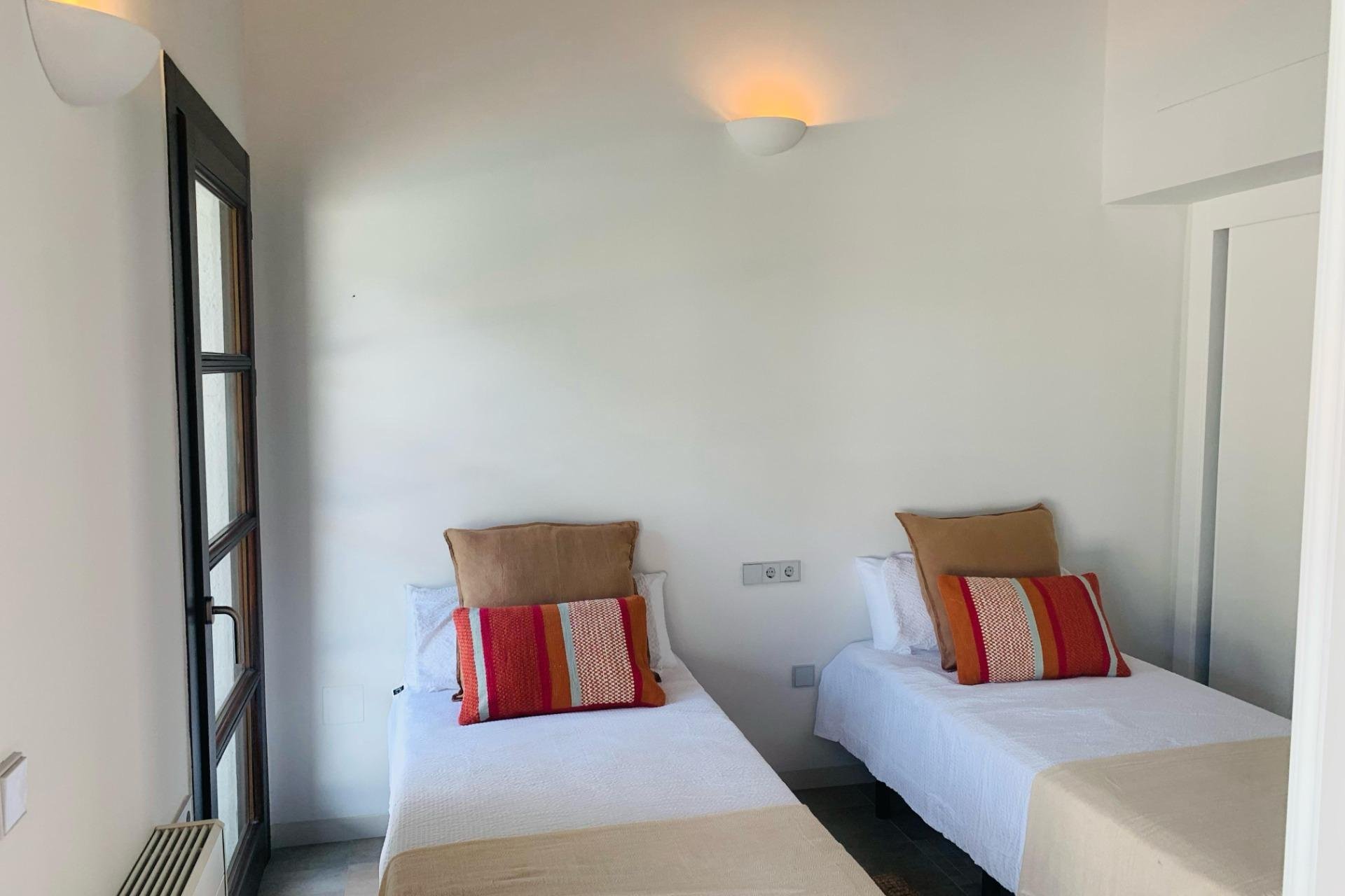 Obra nueva - Adosado - Sucina