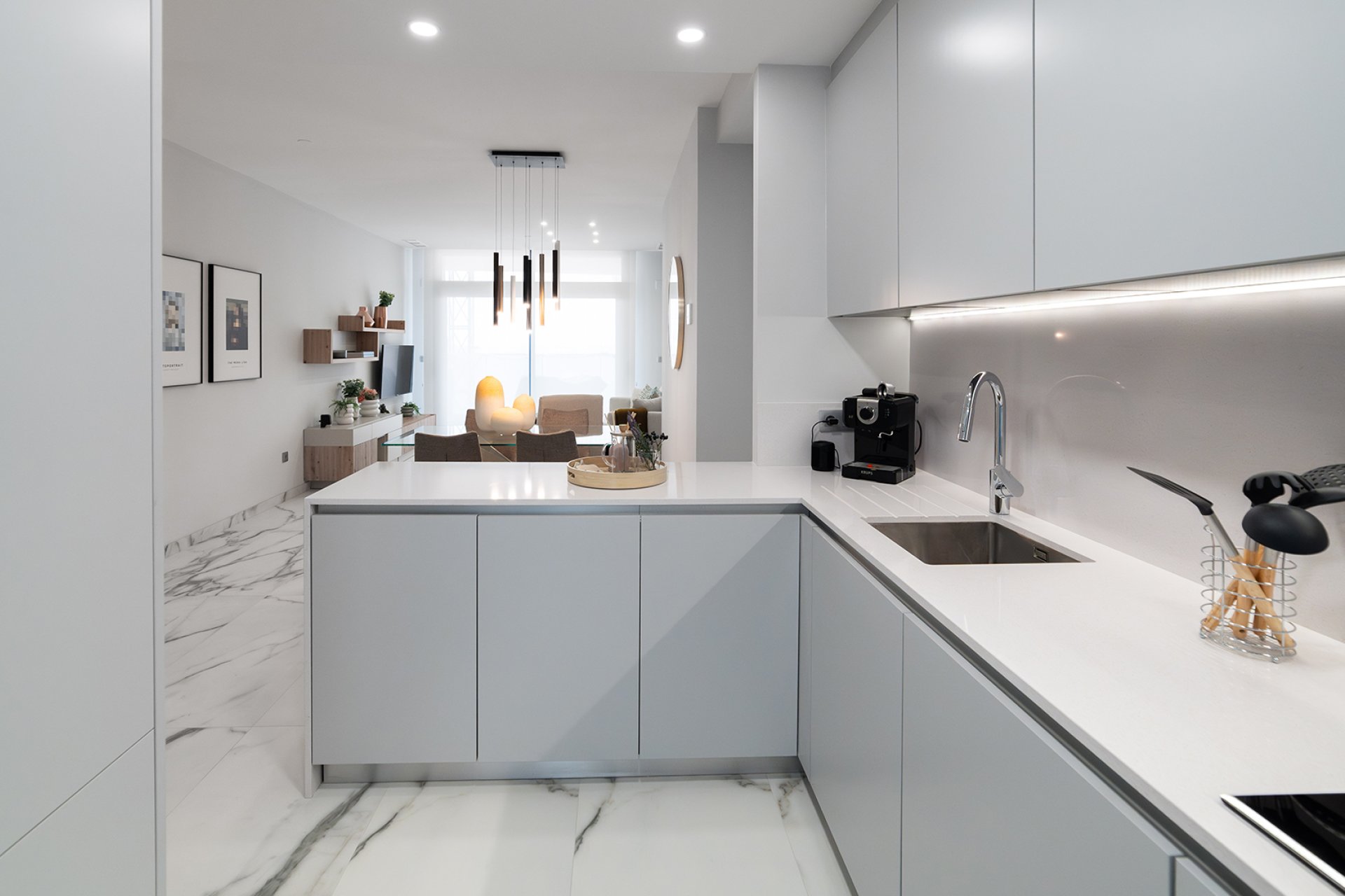 Obra nueva - Apartamento / piso - Benidorm - Spain