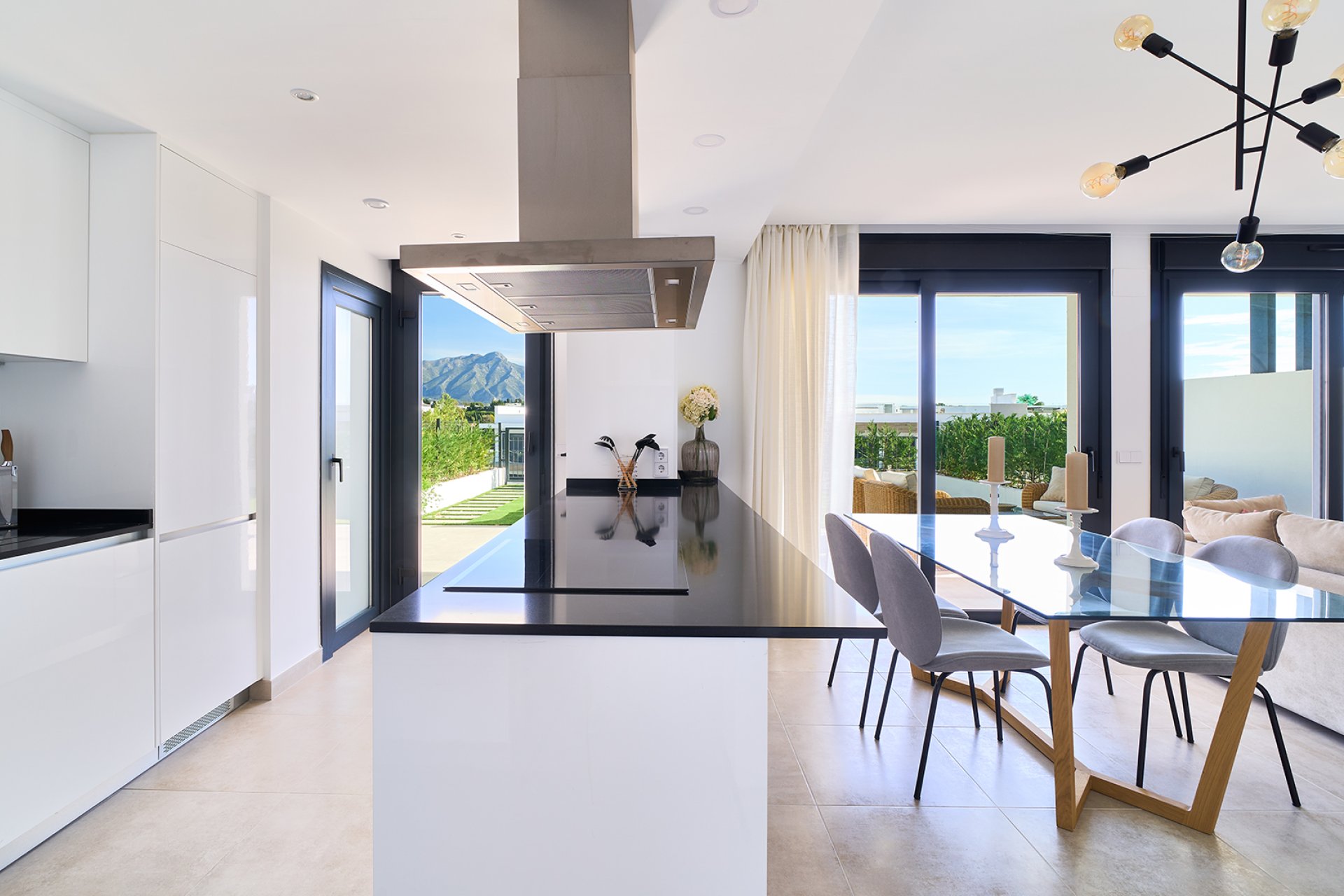 Obra nueva - Apartamento / piso - Estepona (Málaga) - Spain