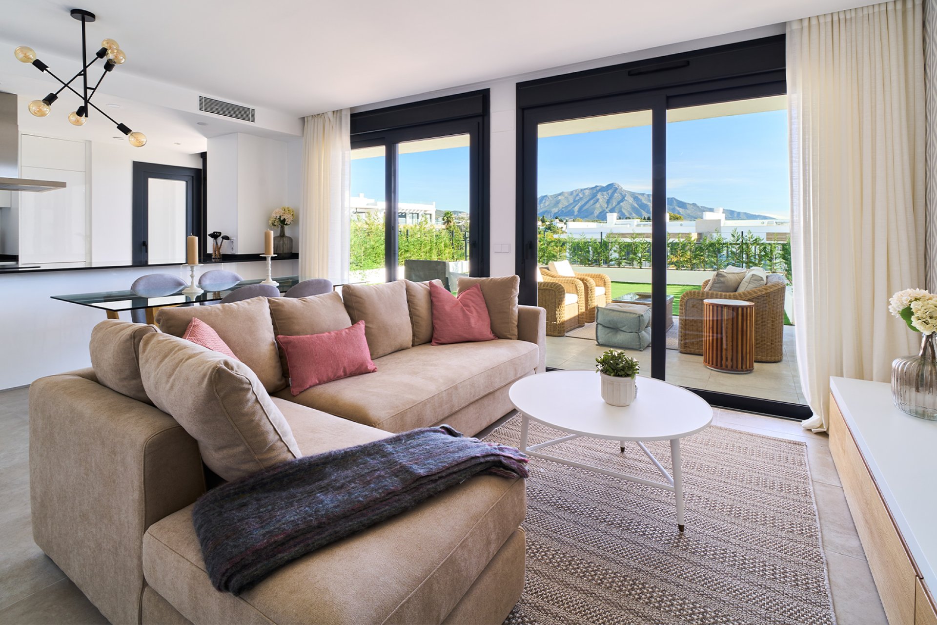 Obra nueva - Apartamento / piso - Estepona (Málaga) - Spain