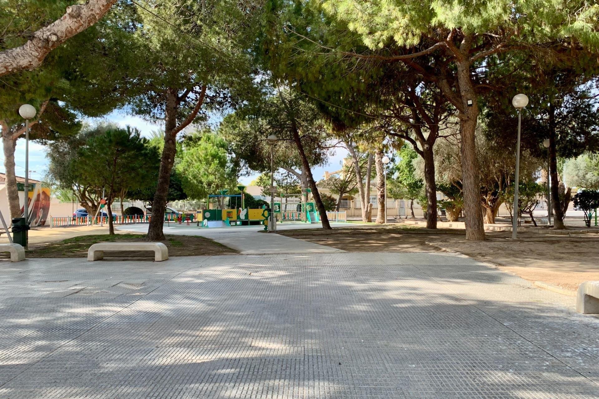 Obra nueva - Semidetached - Los Alcazares