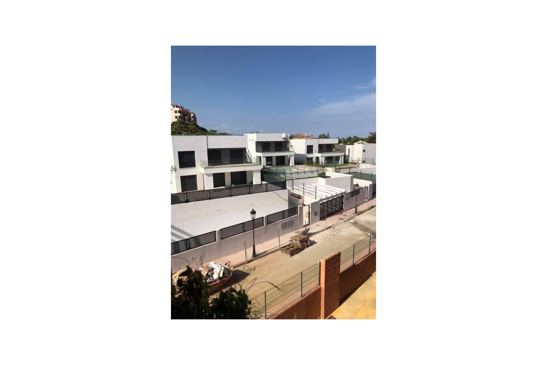 Obra nueva - Villa - Manilva