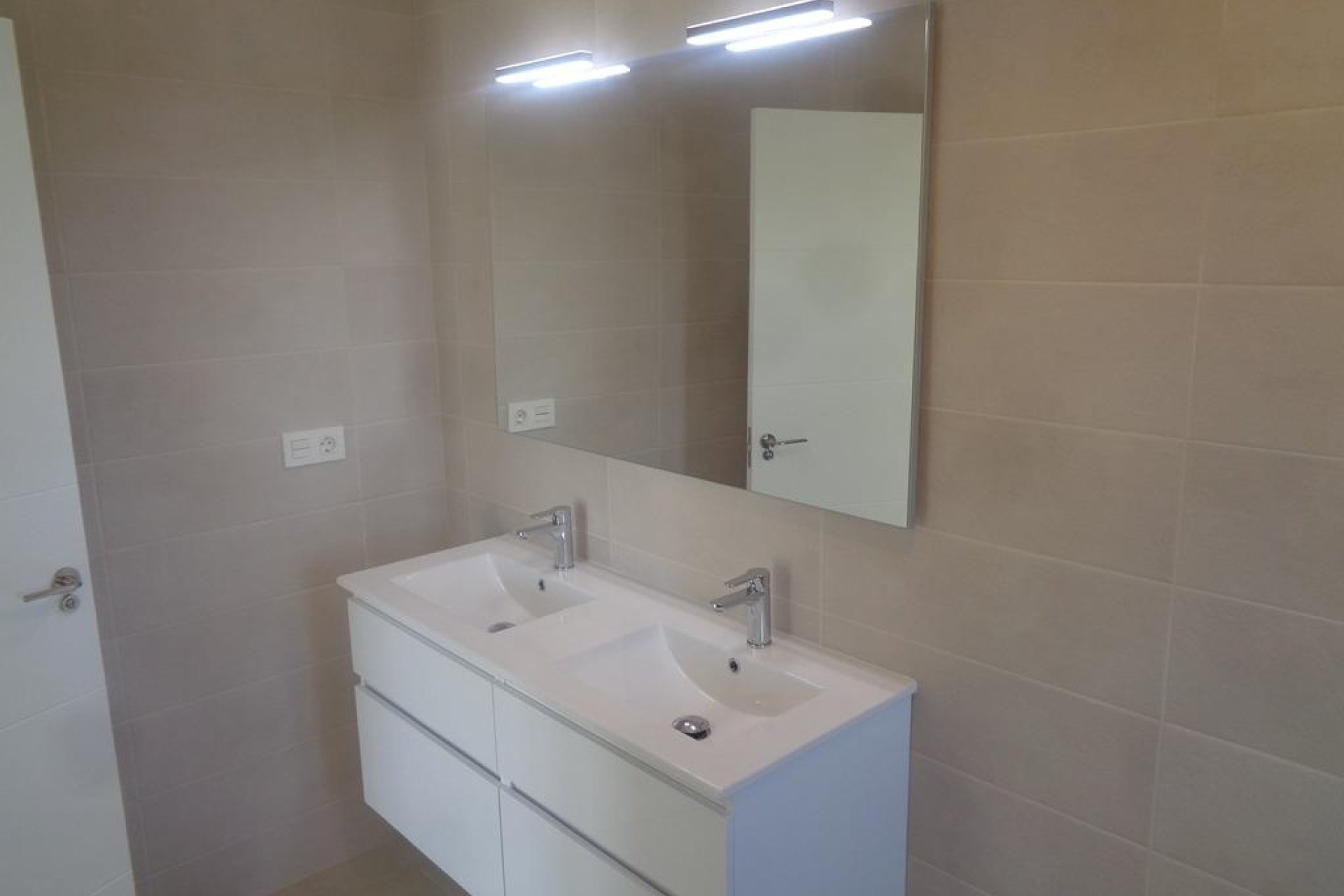 Obra nueva - Villa - Pinoso