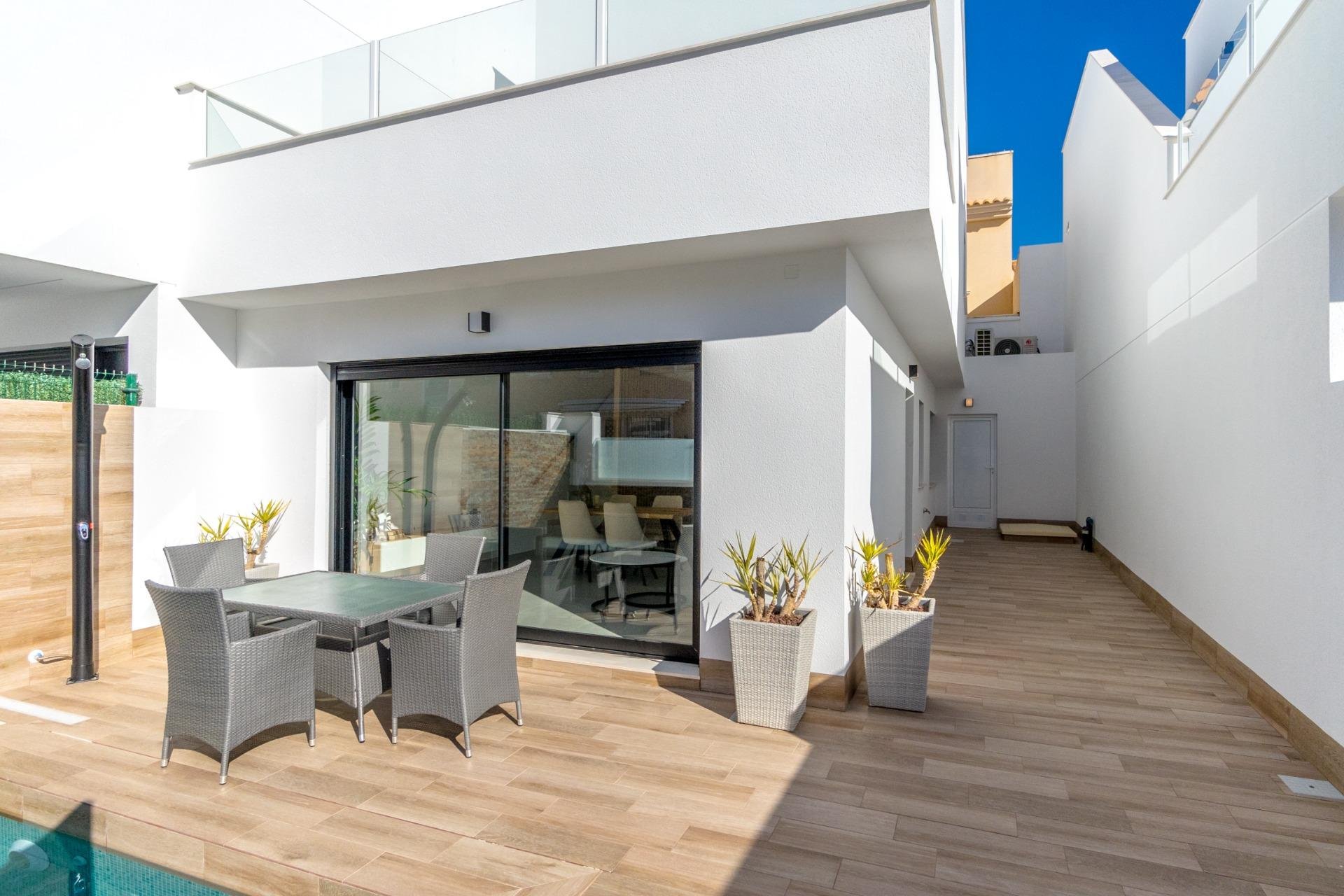 Obra nueva - Villa / Semi pareado - San Pedro del Pinatar