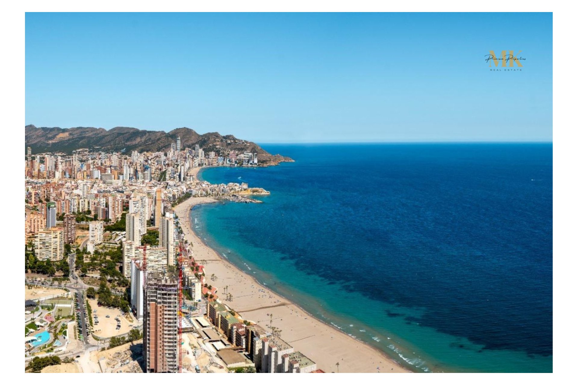 Panoramiczne widoki z dachu - Luksusowy apartament na sprzedaż w wyjątkowym budynku Intempo, Poniente (Costa Blanca - Alicante - Benidorm)