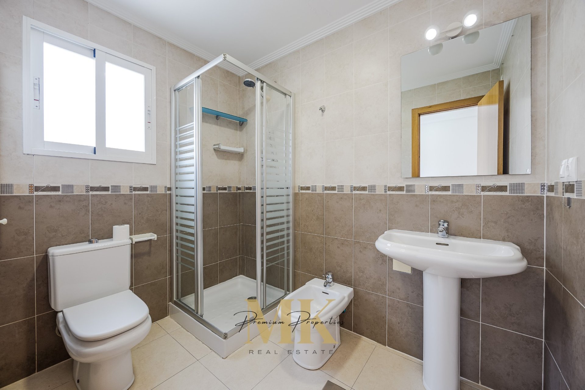 Перепродажа - Квартира / квартира - Pedreguer - Denia