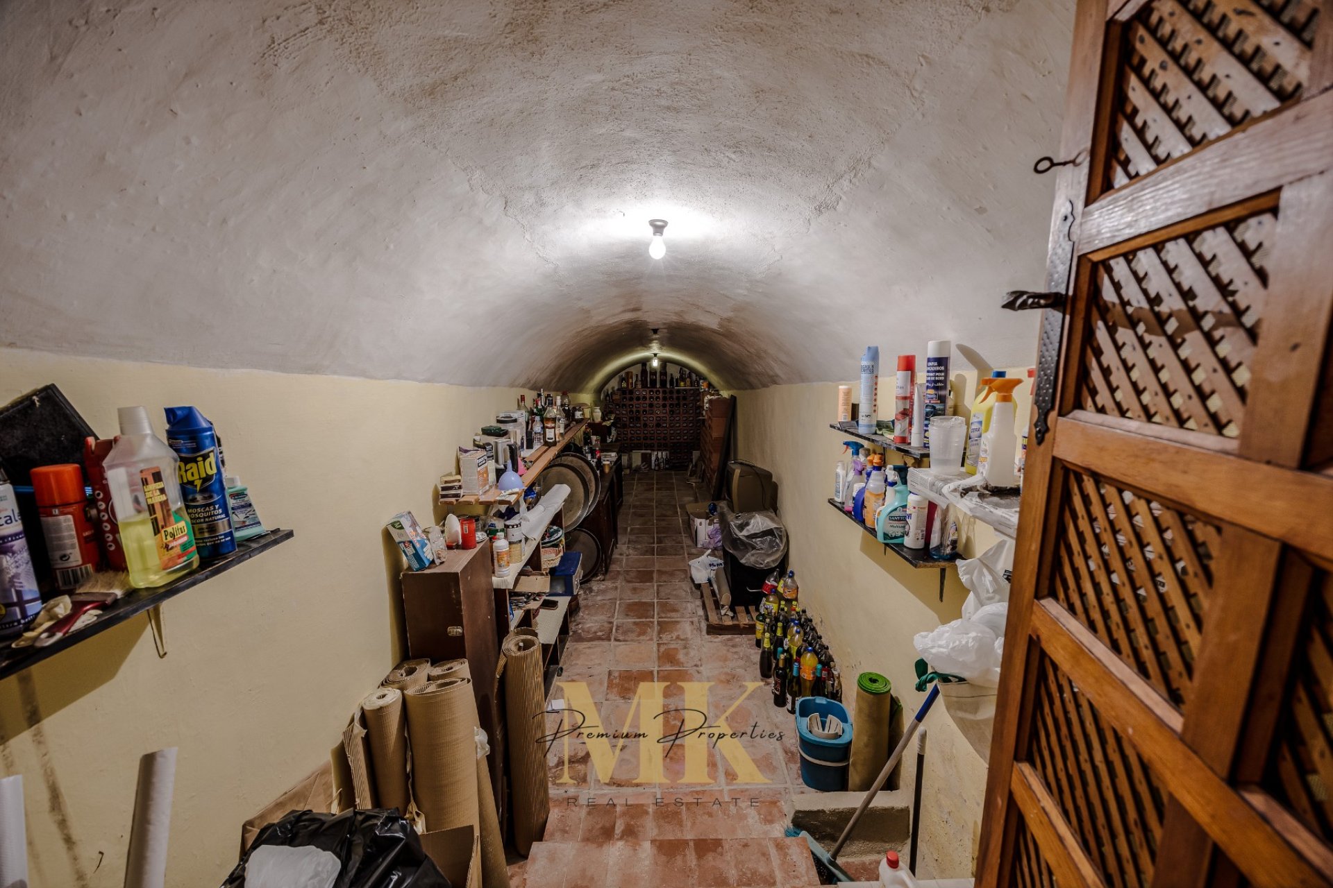 Перепродажа - Замок - Denia