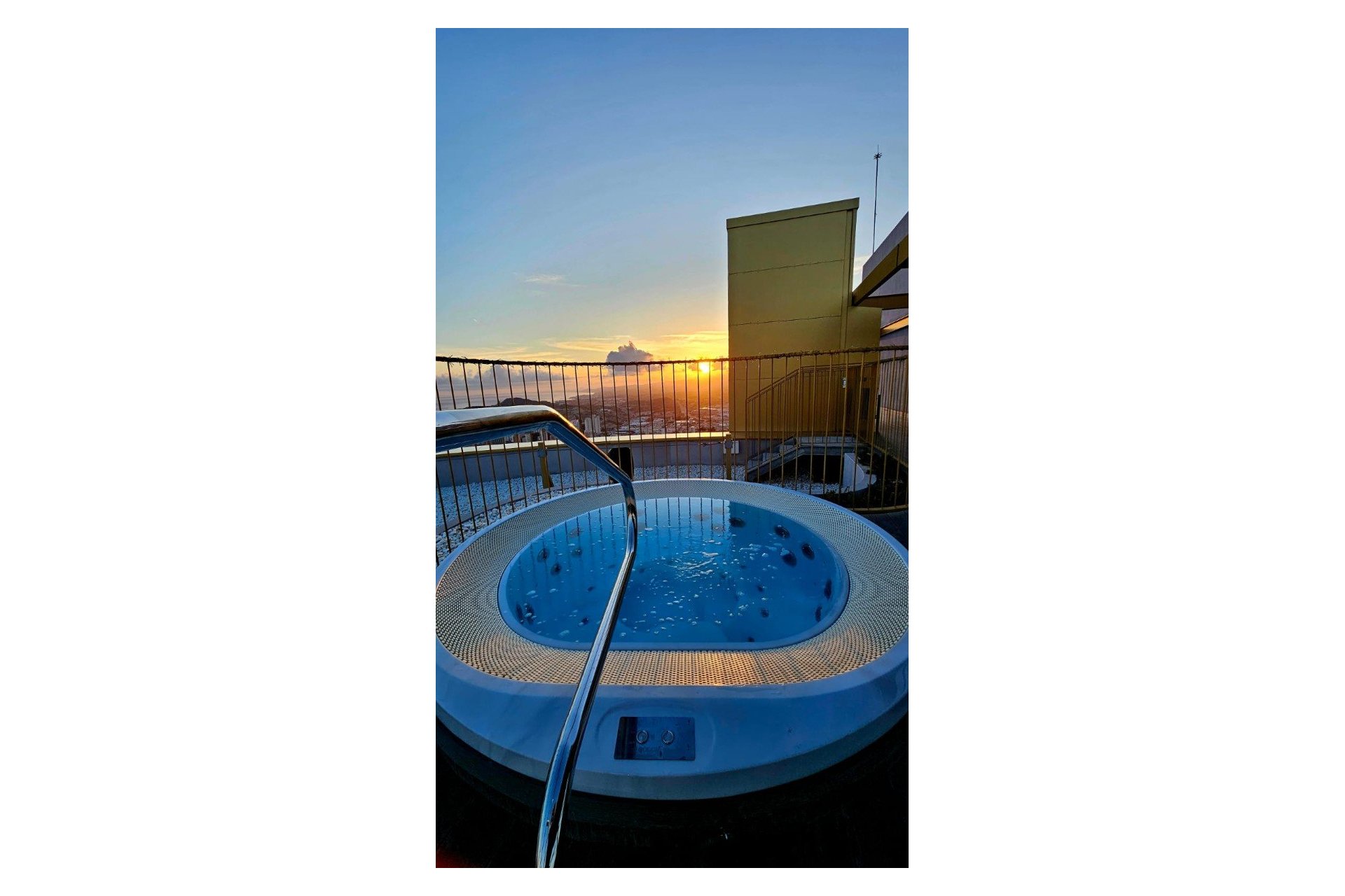 Resale - Apartment / flat - Benidorm - Playa Poniente