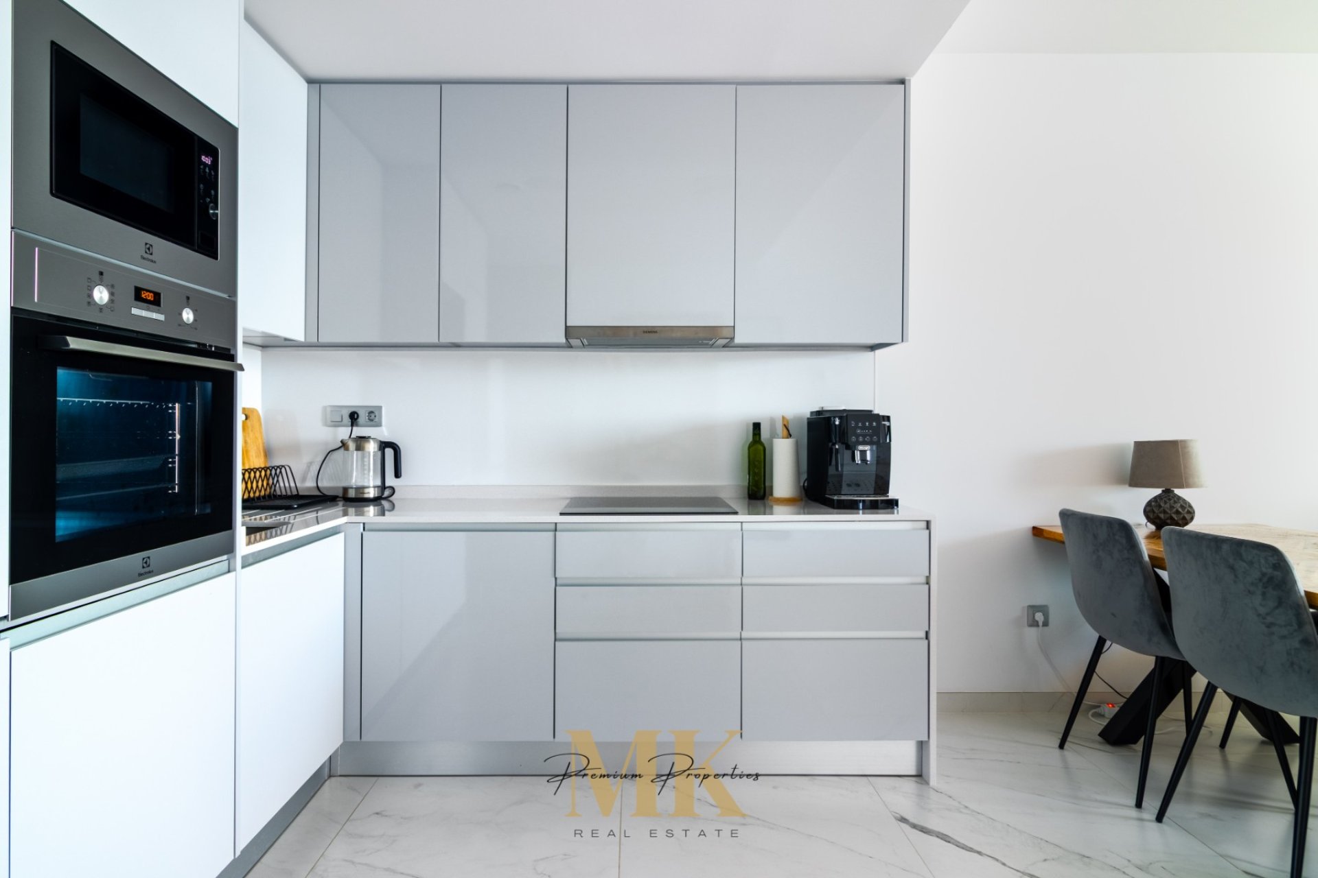 Resale - Apartment / flat - Benidorm - Playa Poniente