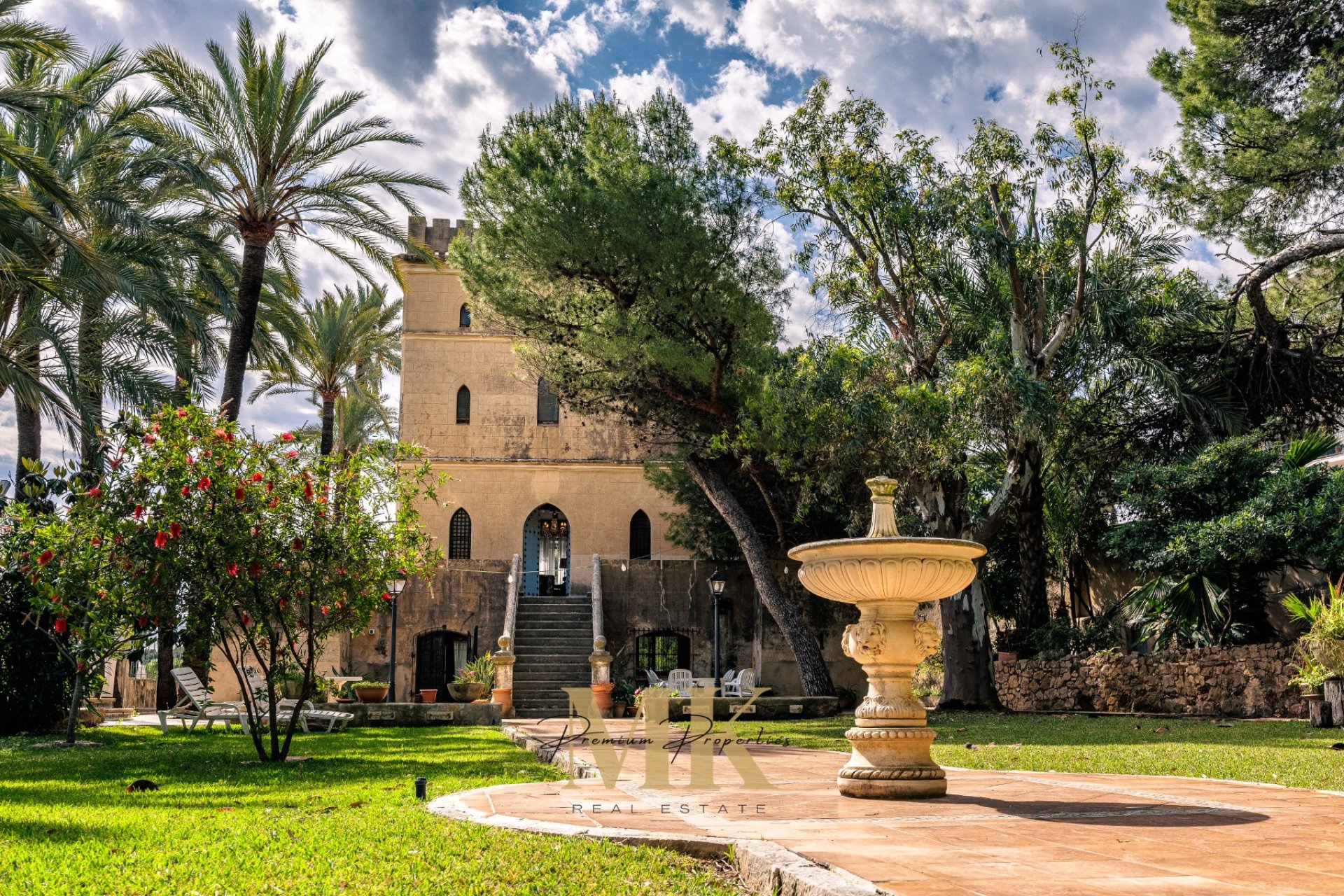 Resale - Castle - Denia
