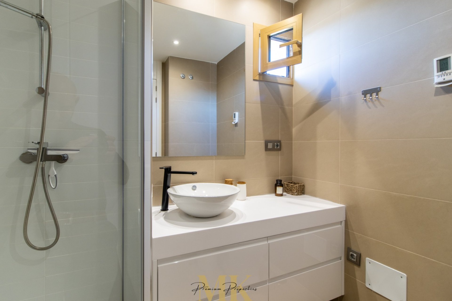 Reventa - Apartamento / piso - Benidorm - Playa Poniente