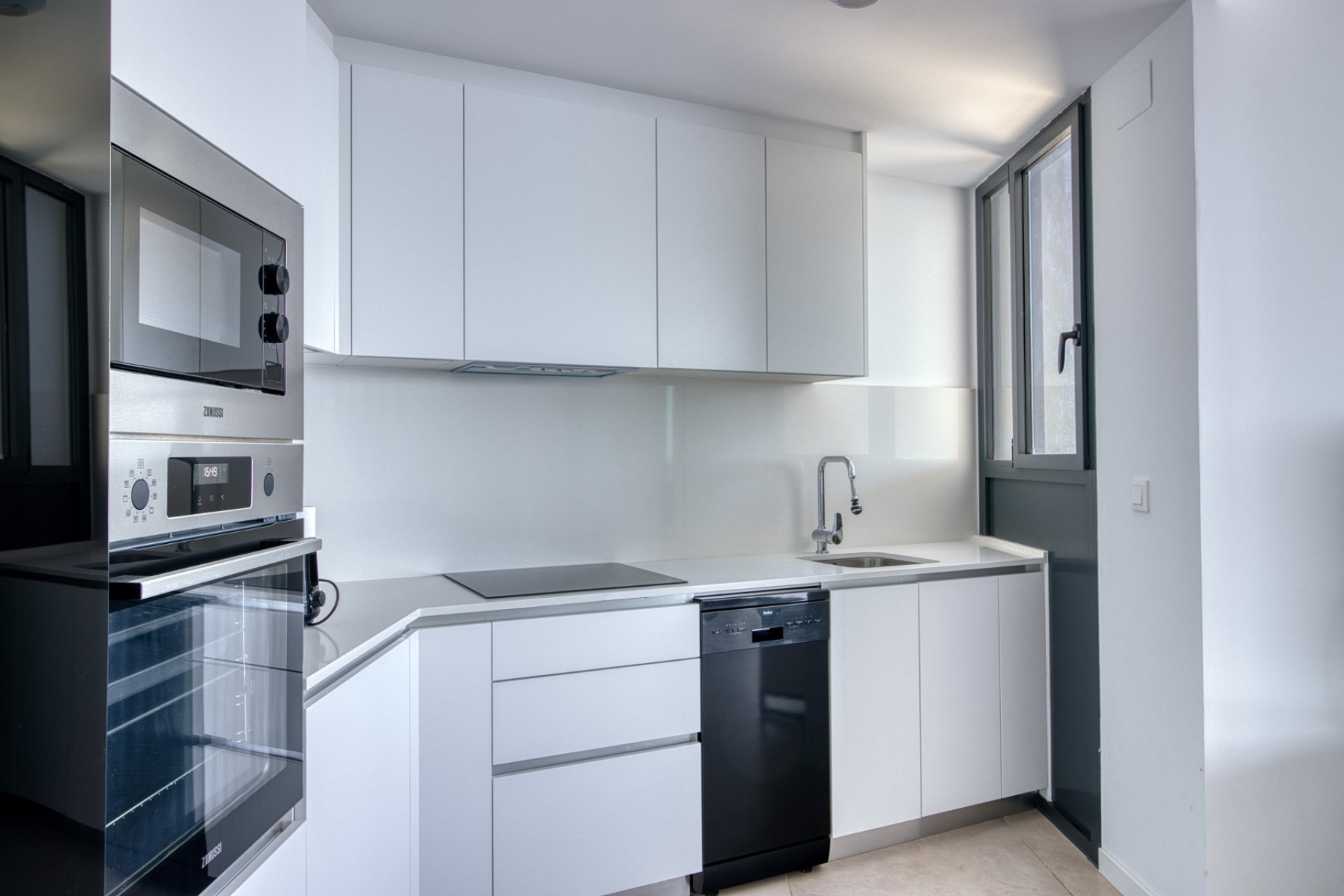 Reventa - Apartamento / piso - Benidorm - Playa Poniente