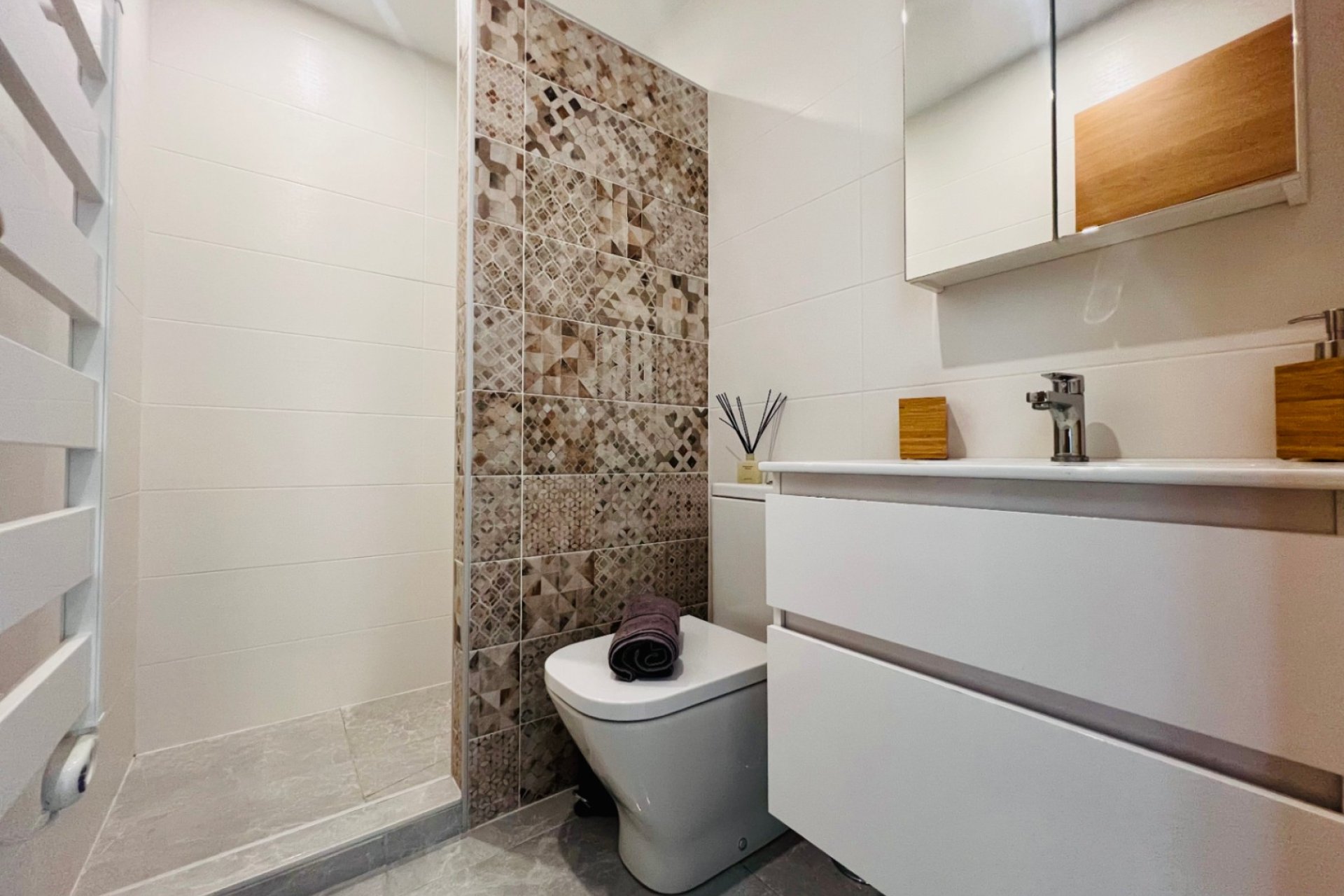 Reventa - Villa - 