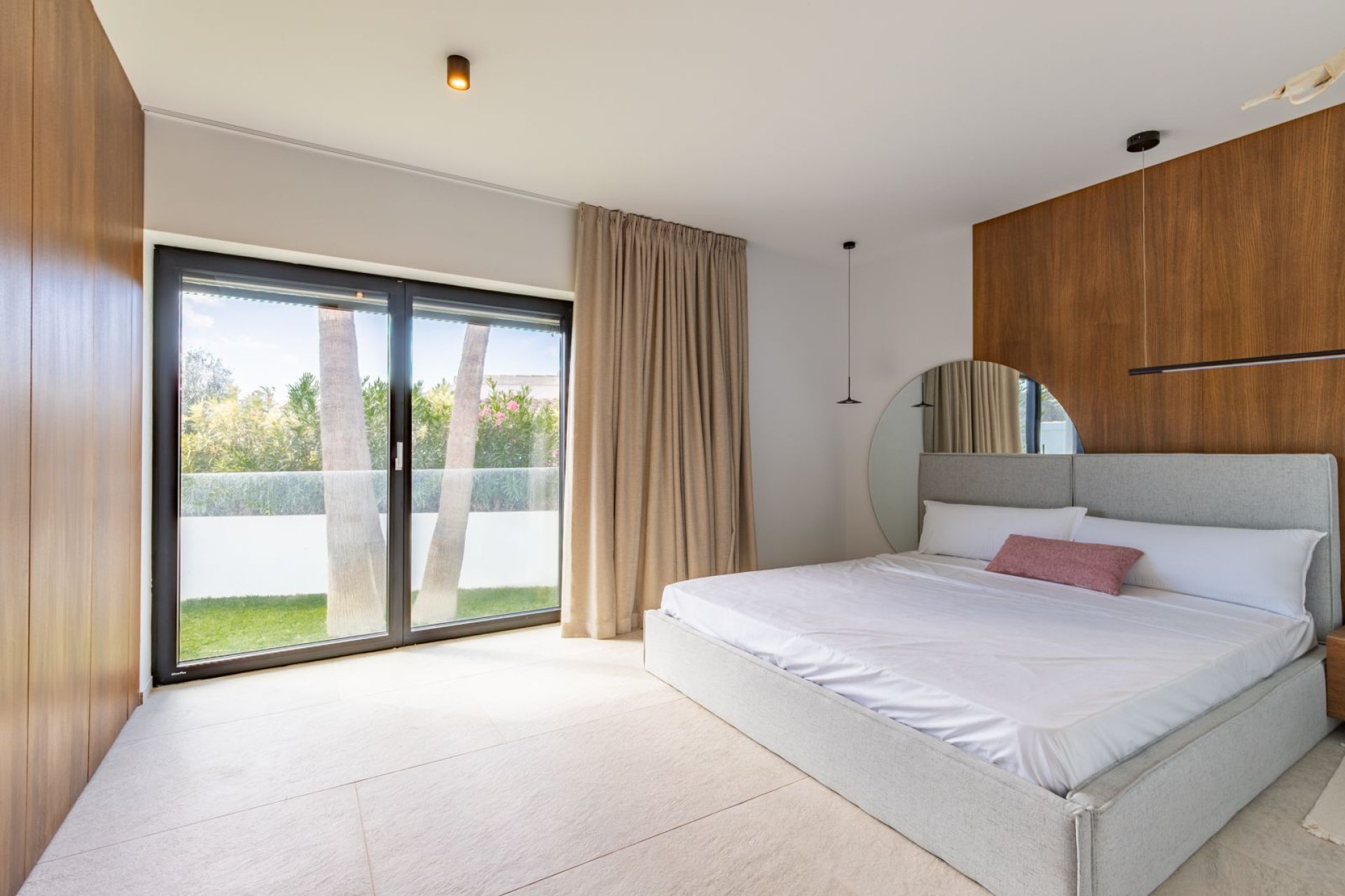 Reventa - Villa - 