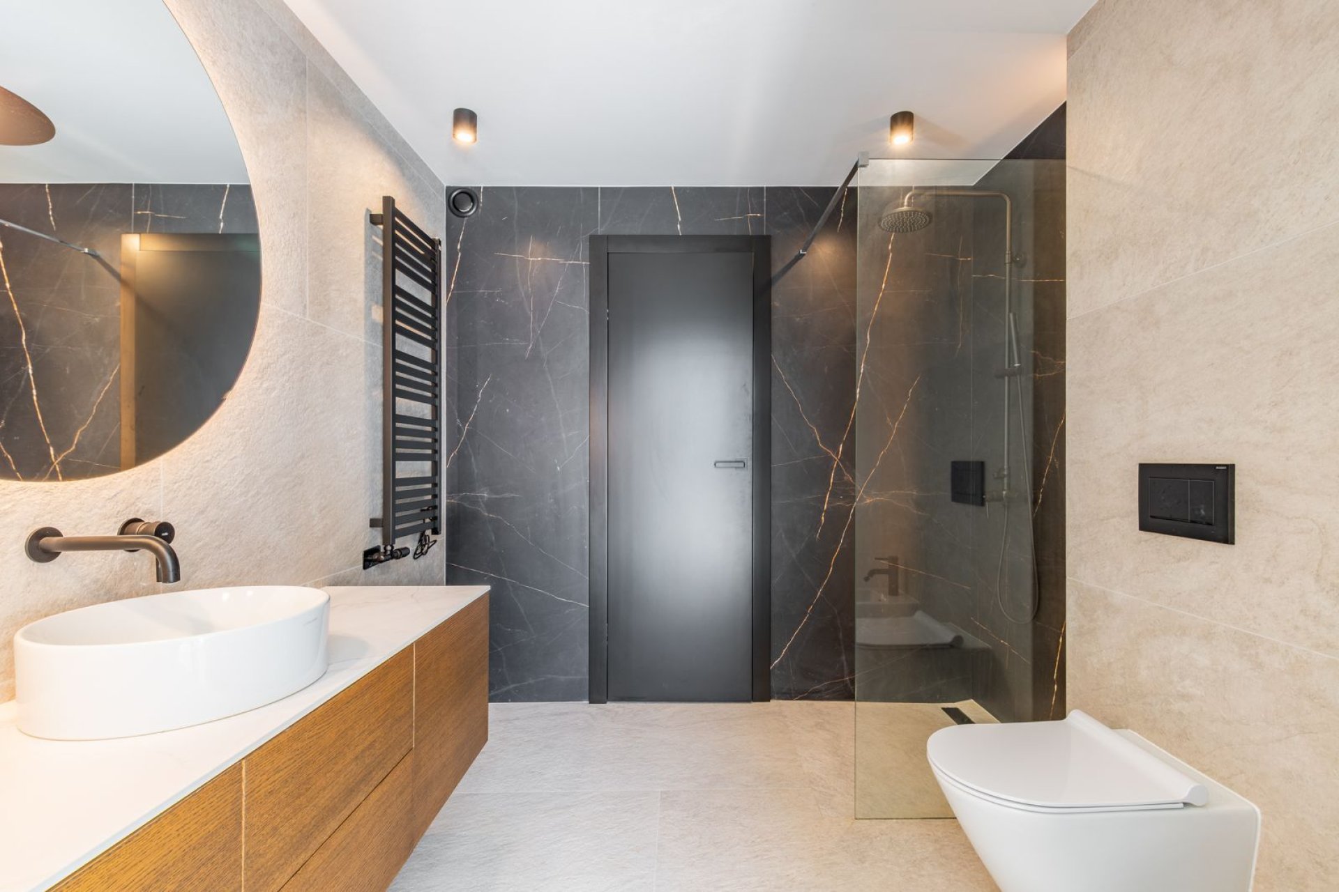 Reventa - Villa - 