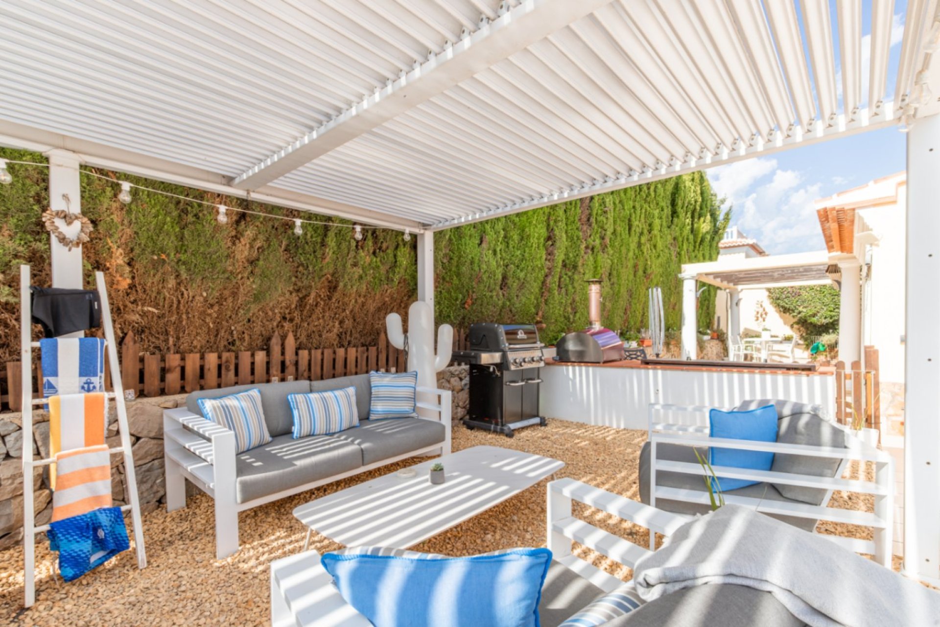 Reventa - Villa - 