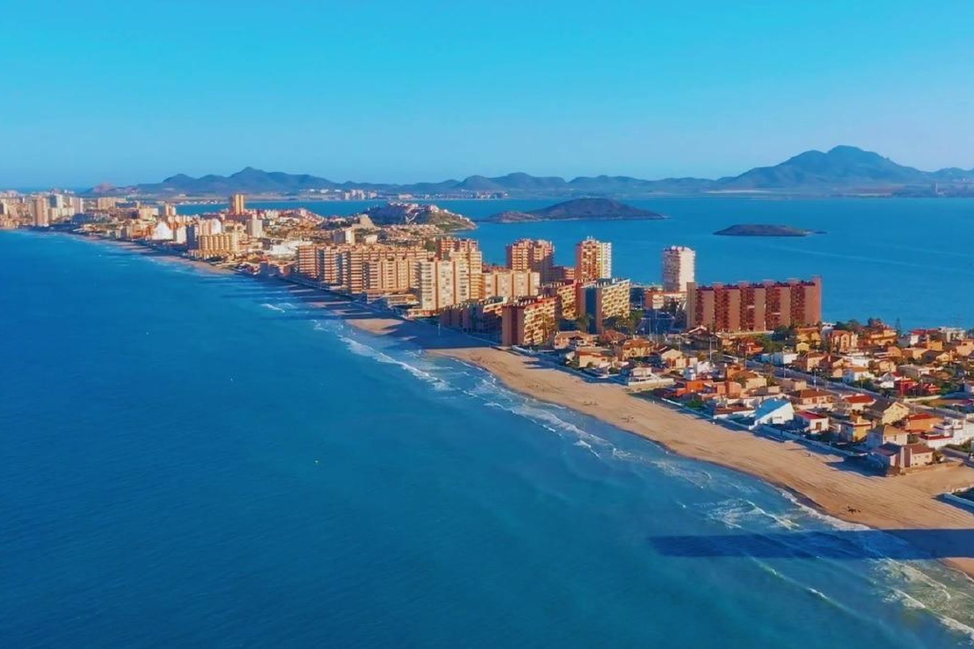 Rynek Pierwotny - Kamienica - La Manga del Mar Menor - La Manga