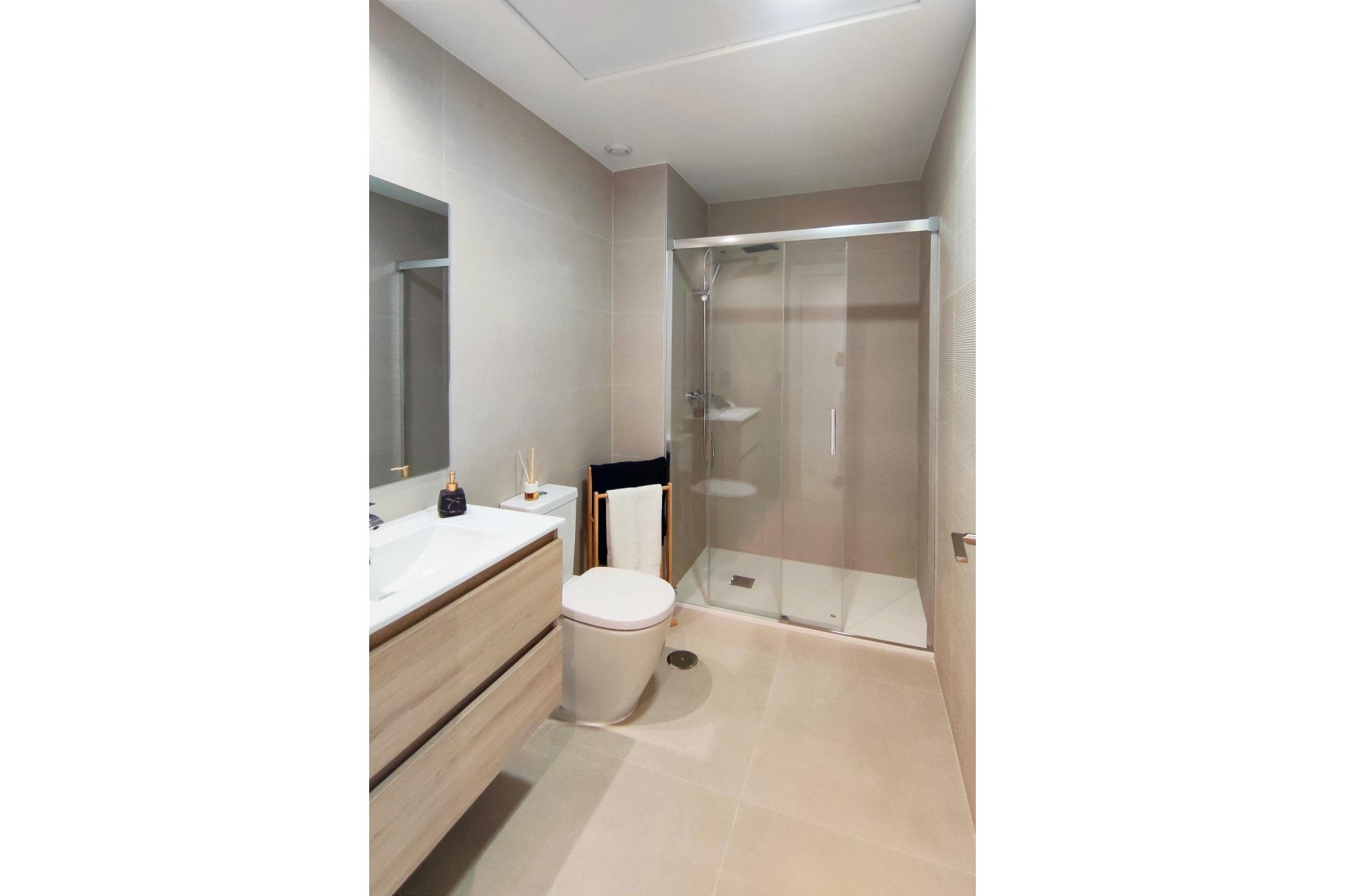 Rynek Pierwotny - Kamienica - San Javier