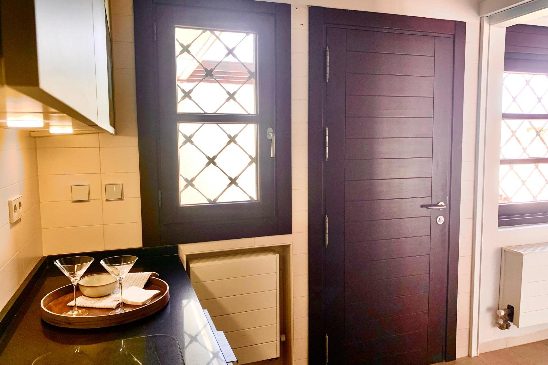 Rynek Pierwotny - Kamienica - Sucina