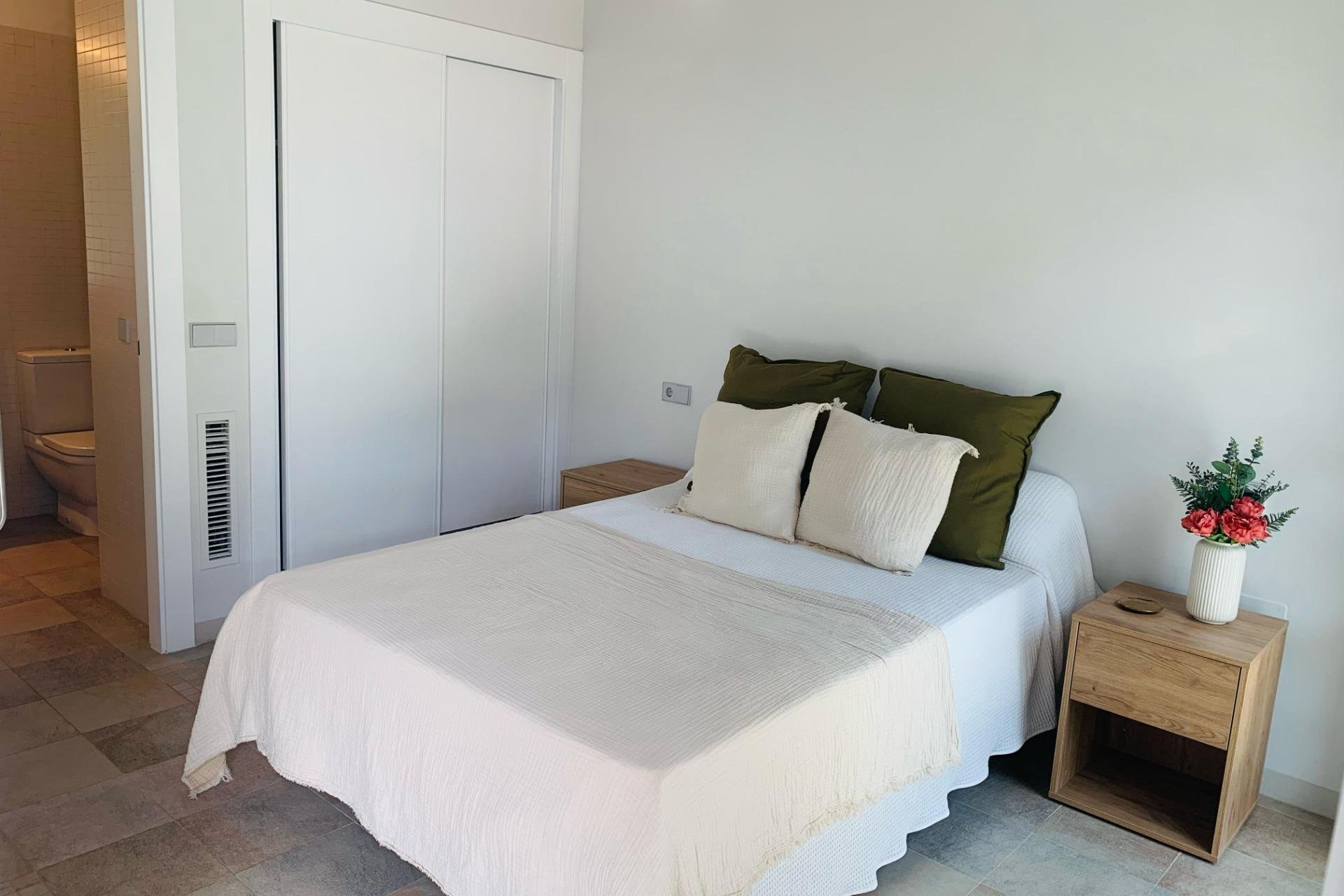 Rynek Pierwotny - Kamienica - Sucina