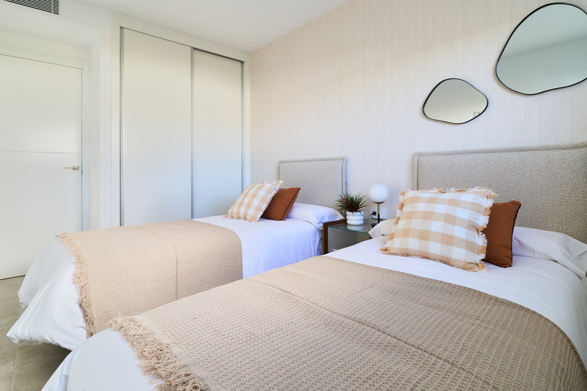 Rynek Pierwotny - Mieszkanie w bloku - Estepona (Málaga) - Spain