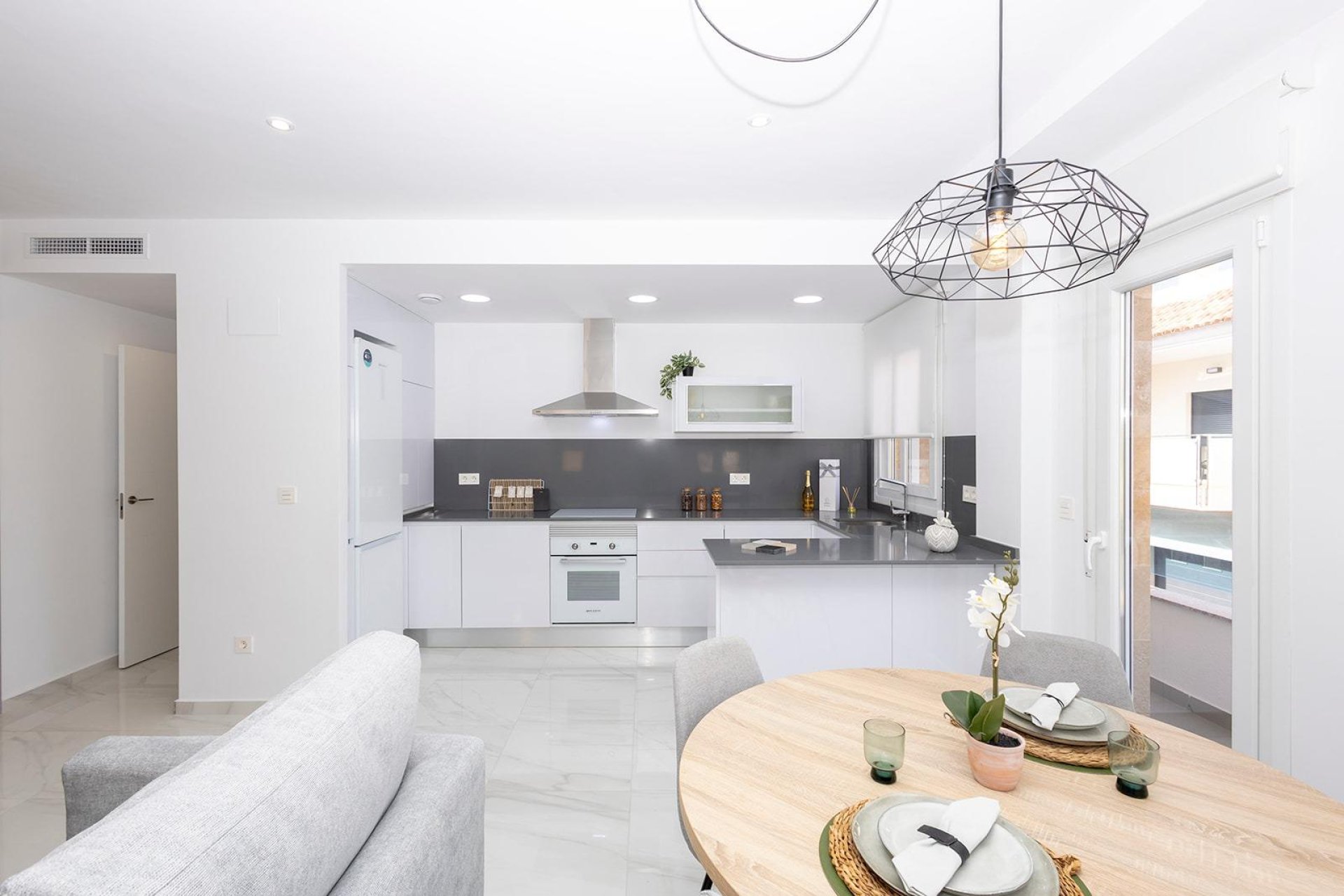 Rynek Pierwotny - Mieszkanie w bloku - Jacarilla