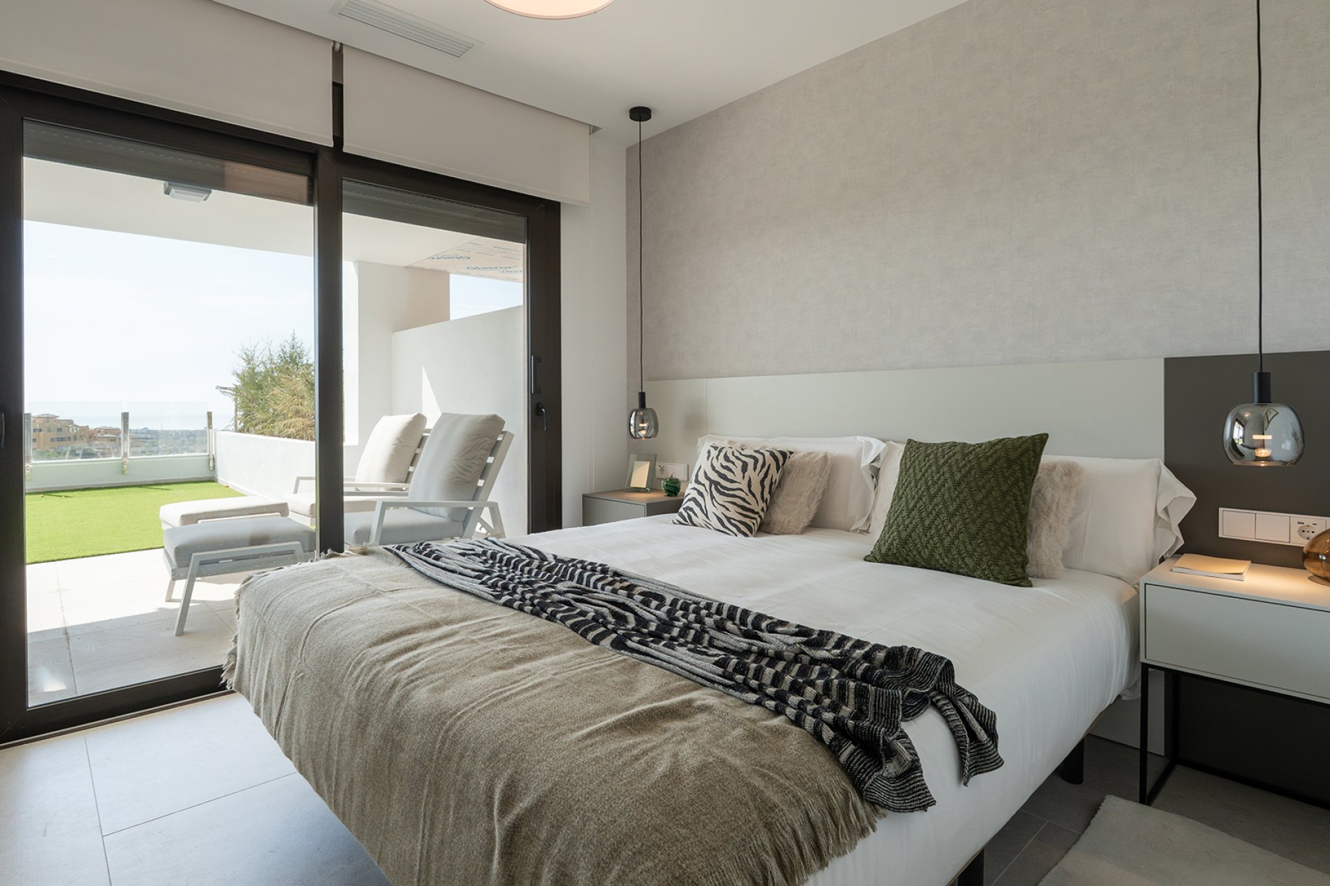 Rynek Pierwotny - Semi-Detached - Estepona (Málaga) - Spain