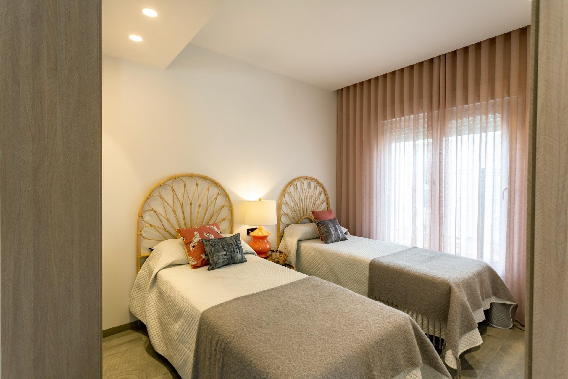 Rynek Pierwotny - Semidetached - Algorfa