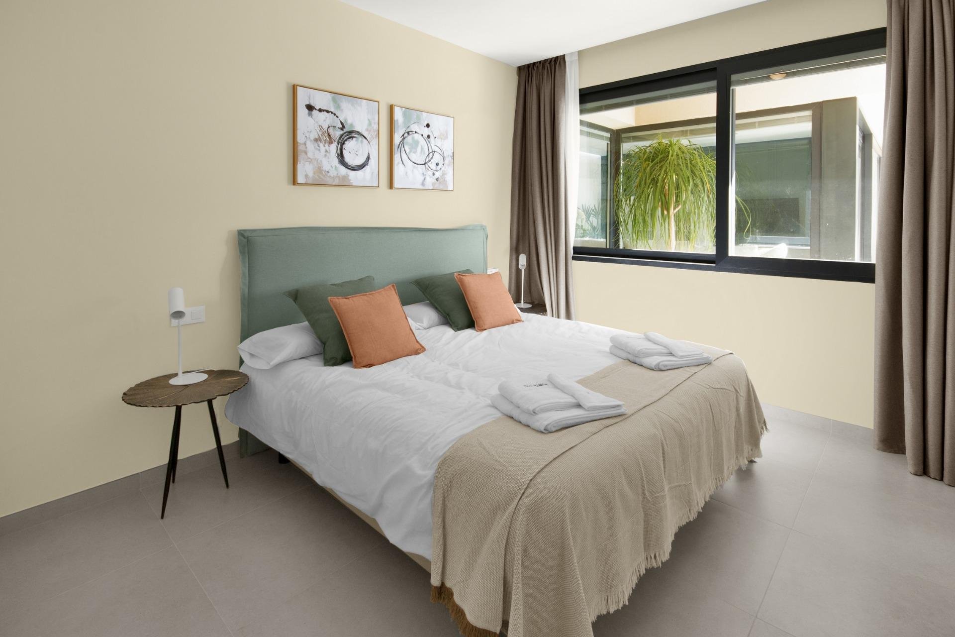 Rynek Pierwotny - Villa - Baños y Mendigo