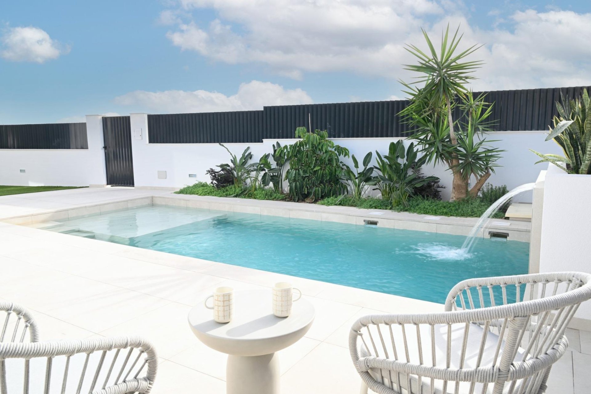 Rynek Pierwotny - Villa - Baños y Mendigo