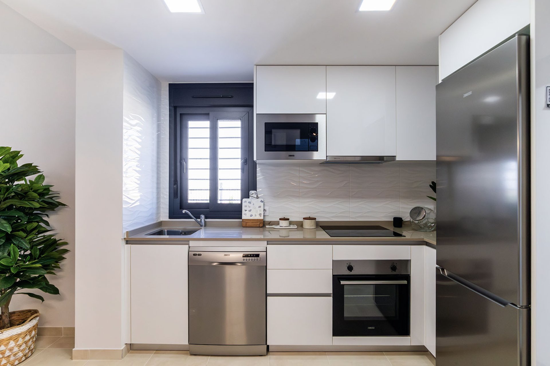 Rynek Pierwotny - Villa - Busot, zona Bonalba Golf (Alicante) - Spain